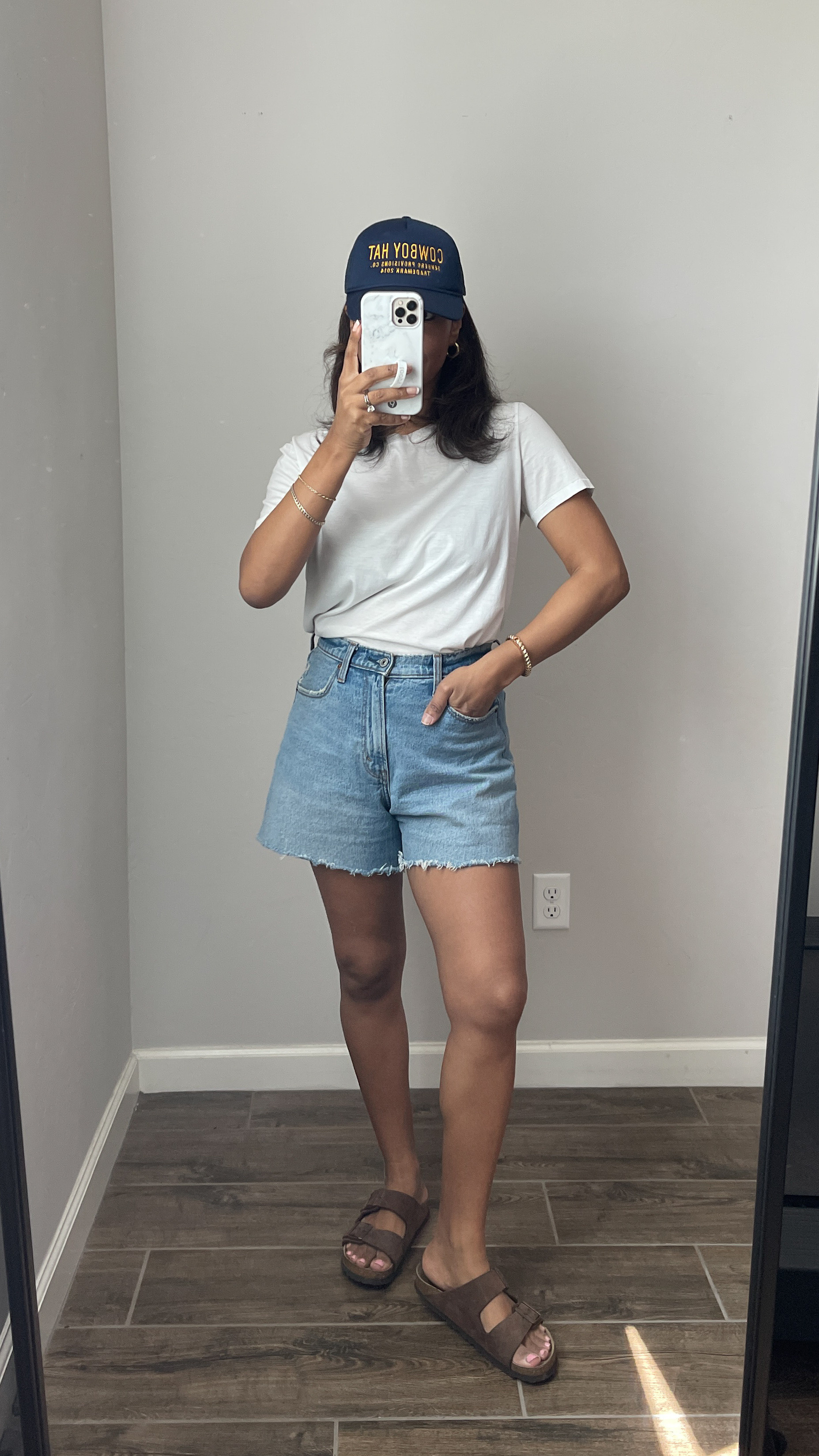 Abercrombie is 25% off and stackable with other sale items on this app! I wear a size 27 regular in all denim. My denim shorts are a 27 regular in curve love. My tops are all a size small! 

 

#LTKSpringSale #LTKSaleAlert #LTKFindsUnder50