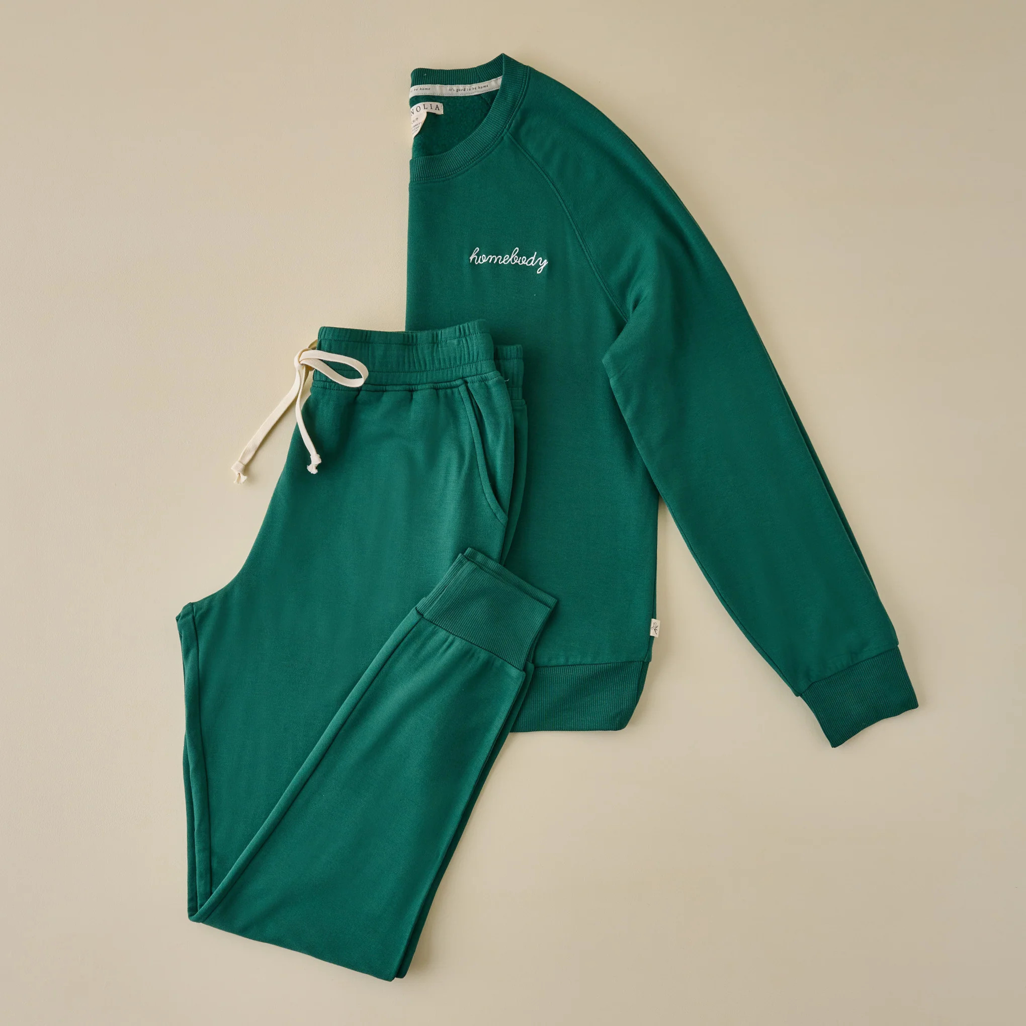 Homebody Posy Green Crewneck Loungewear Set | Magnolia