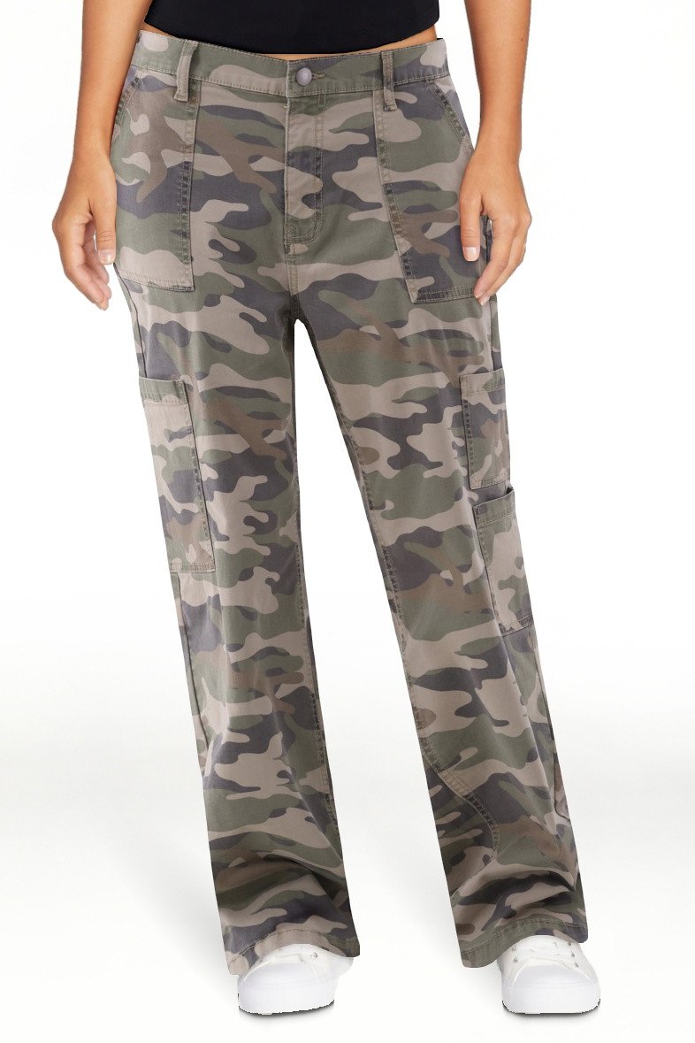 No Boundaries Women's Wide Leg Cargo Pants, 31.5" Inseam, Sizes XXS-4X | Walmart (US)