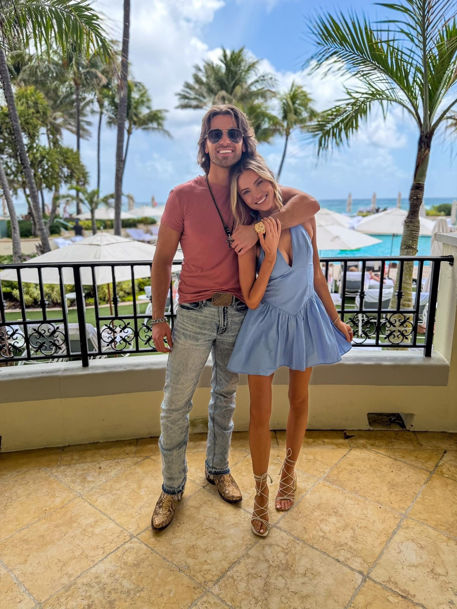 Happy Easter !! 🐰🐣💜

Blue dress 
Mini dress 
Showpo
Easter dress