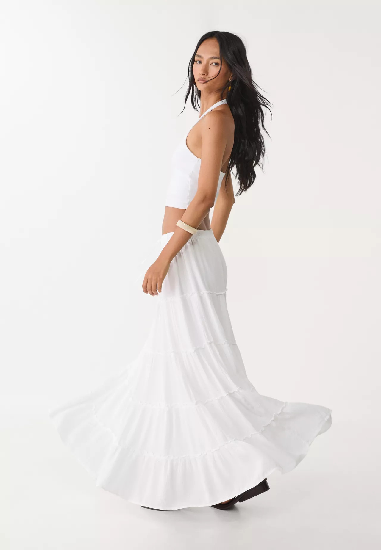 Soepelvallende midi-rok met panelen | Stradivarius (NL)