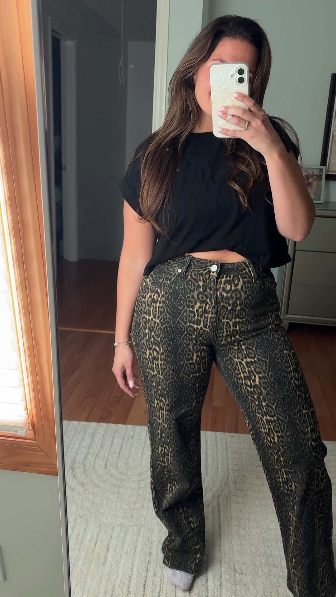 These Amazon leopard print jeans are stretchy, true to size and totally a vibe🐆 These are the perfect wash for fall to pair with a tshirt or a sweater! #leopardprint #boldstyle #amazonfashion

#LTKFindsUnder50 #LTKSeasonal #LTKStyleTip