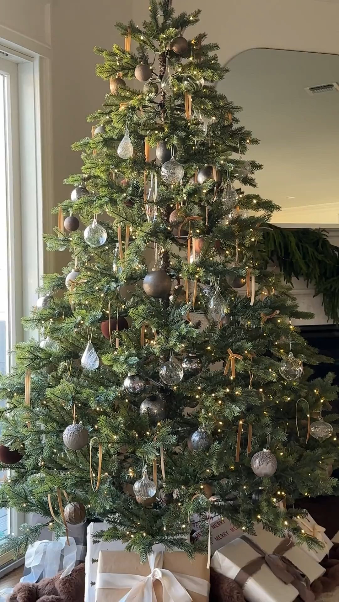 Christmas tree inspo

Modern organic, quiet luxury, ornaments

#LTKHoliday #LTKHome #LTKSeasonal
