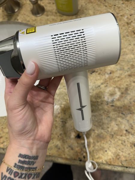 Trying out the new laser hair removal device that to me is pain free! You are going to love it!!!!!
Beauty // CurrentBody // hair remover 

#LTKbeauty #LTKVideo
