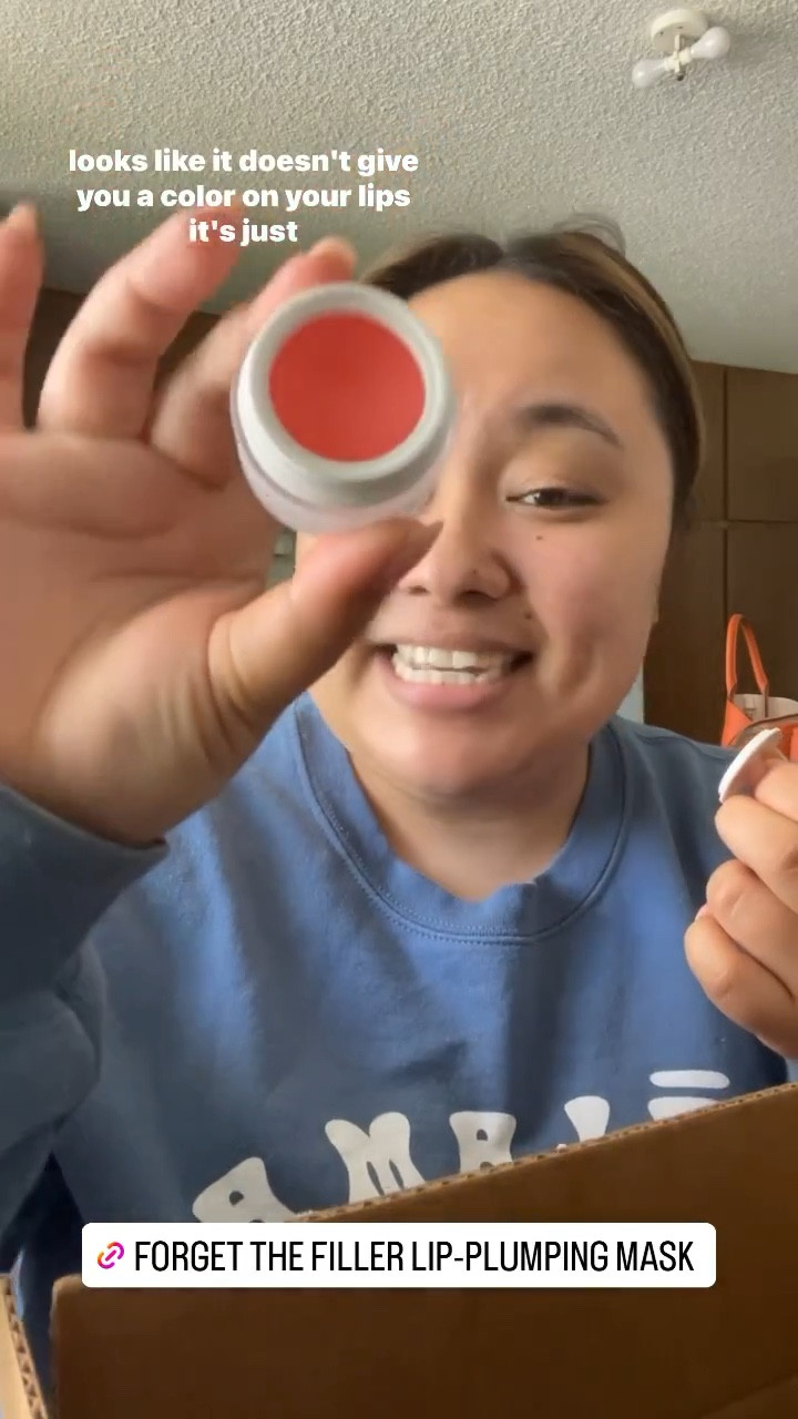 WHAT I BOUGHT AT THE SEPHORA SALE 🛍️ The next thing I restocked is the Lawless Forget the Filler Lip Plumping Overnight Lip Mask in Cherry Vanilla. 🍒 I looove this lip mask because it plumps your lips without over plumping. I use this lip mask every night and it makes my lips look and feel juicy, moisturized, and smooth.

Mai poina (“don’t forget” in Hawaiian), Sephora Collection is 30% throughout the sale, which ends on April 28, 2023. 


#LTKBeautySale #LTKsalealert #LTKFind