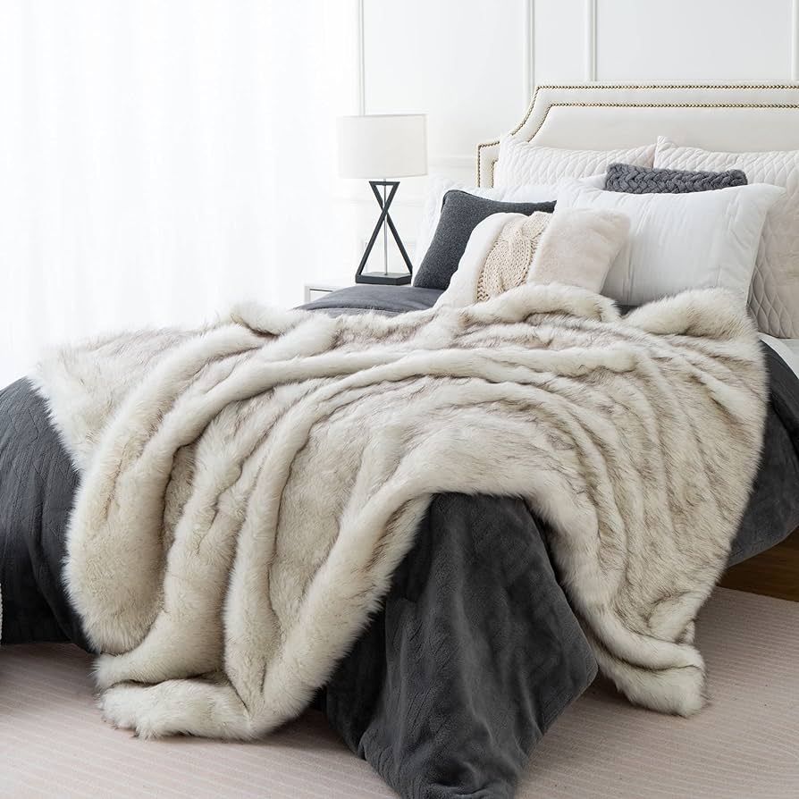BATTILO HOME Luxury Ivory White Faux Fur Throw Blanket for Bed, Extra Large Super Soft Fluffy Coz... | Amazon (US)
