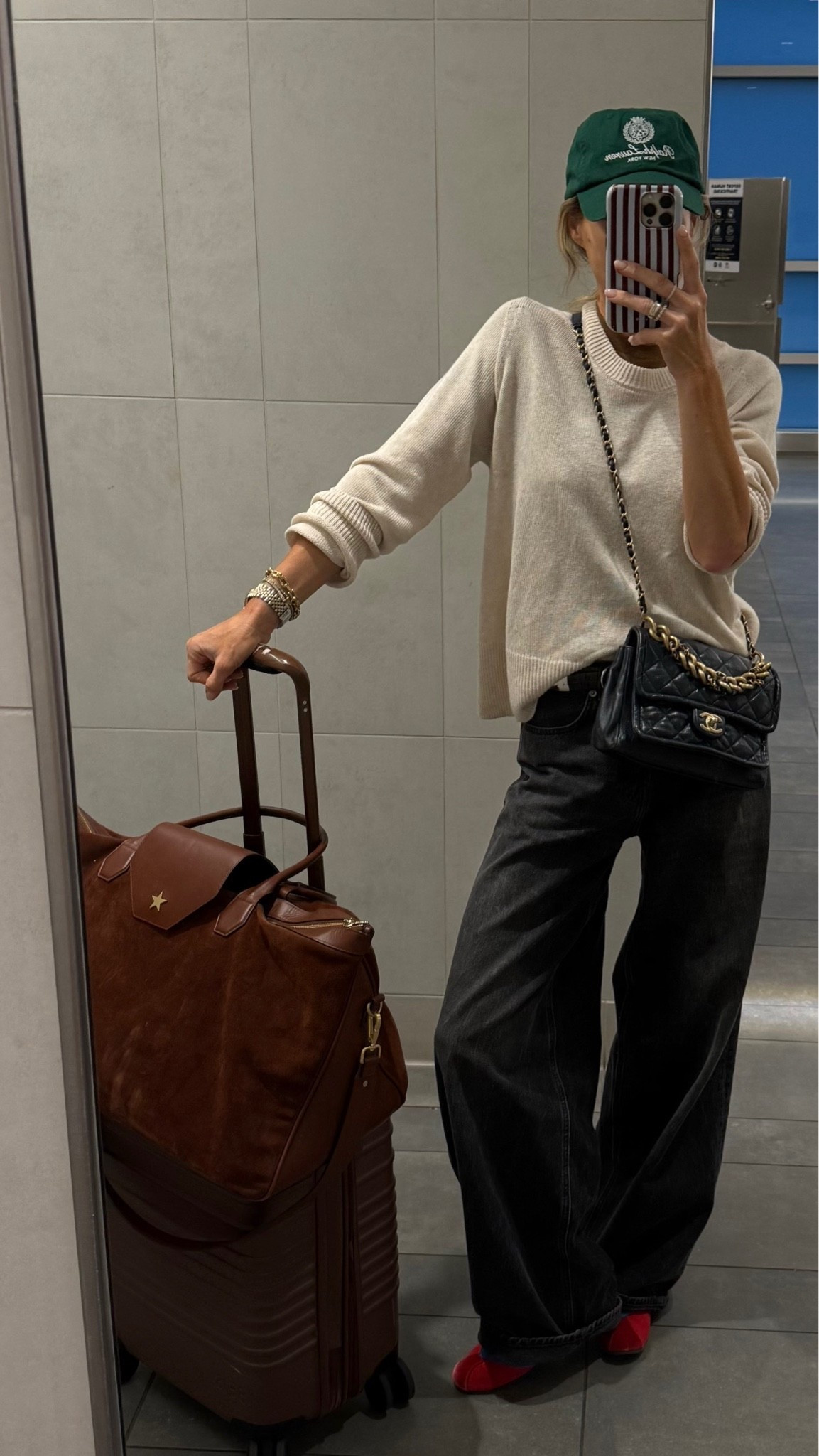 Travel day ootd ✈️ comfy, easy, and still put together.

#LTKootd #LTKTravel #LTKdayinmylife