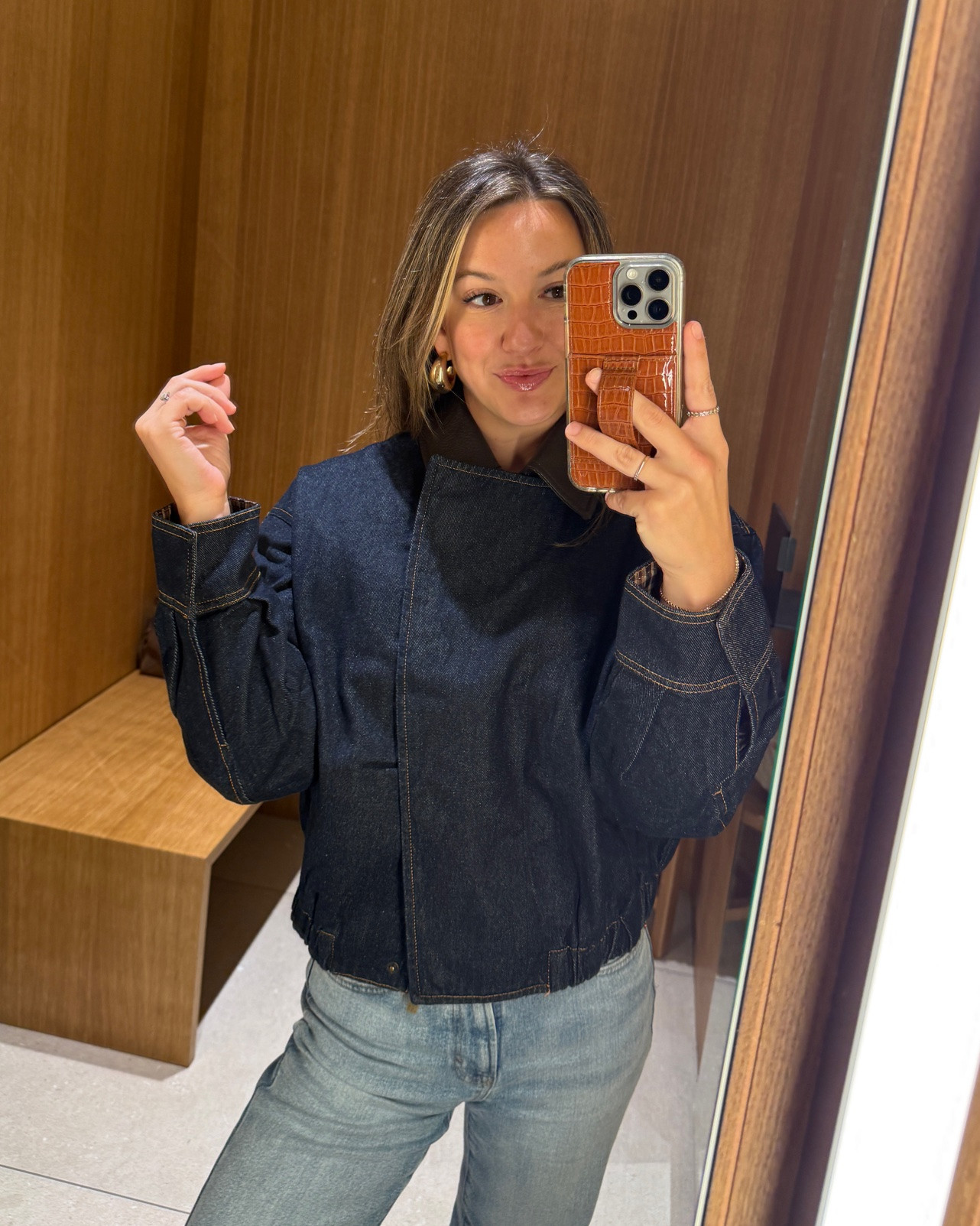 Zoom in on the collar 👀 this jacket is a wardrobe staple you’ll wear for years and years! 30% off with code MNG30 this Labor Day weekend 🙌🏻

#mango #jacket #denim #bomber #denimjacket #zara #nordstrom #asos #fall #ootd #outfit

#LTKootd #LTKSaleAlert #LTKdayinmylife