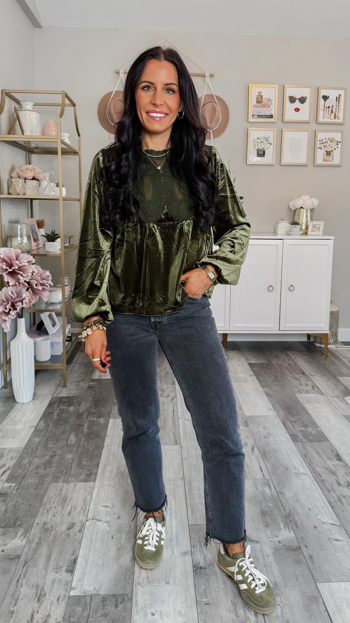 My latest Amazon order — I tried everything on so you can see how it looks IRL! This velvet top is stunning, so soft and flowy. 

Wearing size XS in green velvet top and 24 in jeans. 

Amazon fashion finds, Amazon try on, affordable fashion, Amazon haul, winter outfit ideas, neutral outfits, cozy fall Amazon looks, Amazon fashion 2025, under $50 Amazon outfits, Amazon winter must haves, Amazon sweaters, winter layers, Amazon try on haul, comfy cute winter clothes, everyday winter fashion, casual winter outfits, what I ordered from Amazon, look for less

#LTKPetite #LTKSeasonal #LTKootd