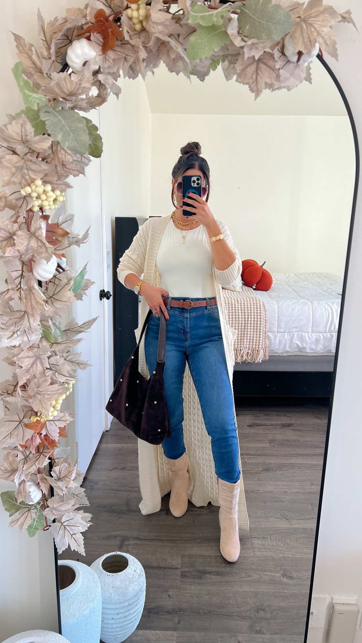 Casual chic Thanksgiving outfit idea for all my girls who love jeans. These are skinny jeans and tucked them into slouchy ankle boots


#LTKFindsUnder50 #LTKSeasonal #LTKStyleTip