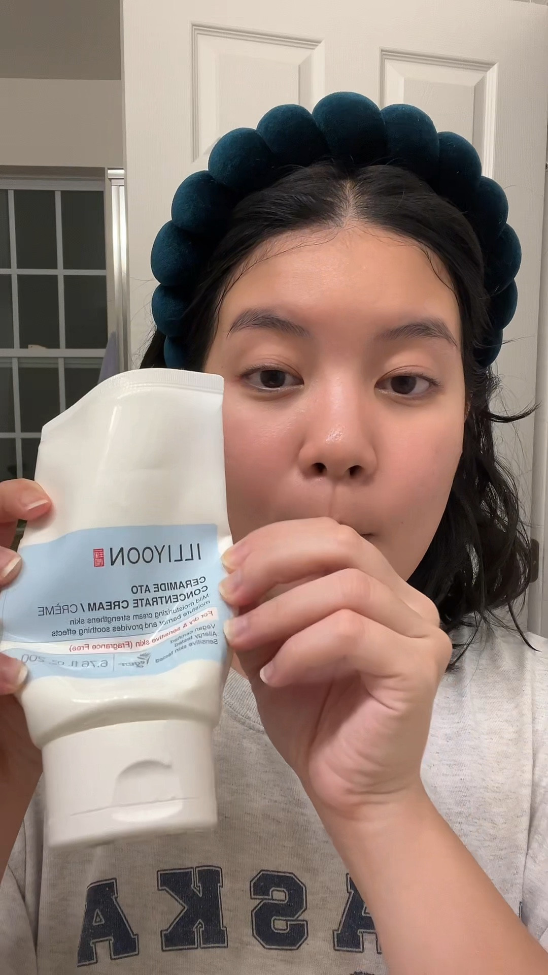 I fear I might talk about this moisturizer for the rest of my life 😂😂
Looove the Illiyoon Ceramide Ato Concentrate Cream 💙

#LTKFindsUnder50 #LTKselfcare #LTKBeauty