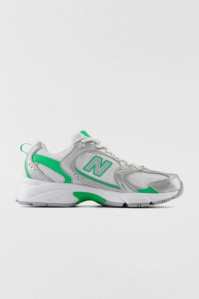 New Balance Women's Vintage-Style 530 Sneaker | Urban Outfitters (US and RoW)