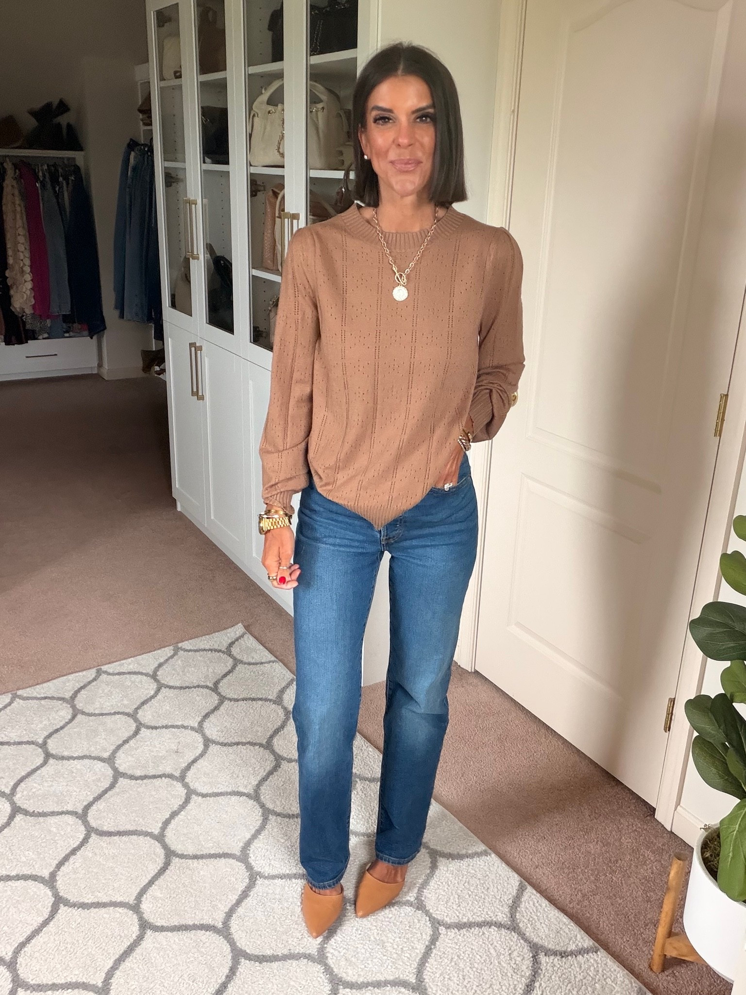 Size small in top Levi jeans tts

#LTKdayinmylife #LTKgrwm #LTKootd