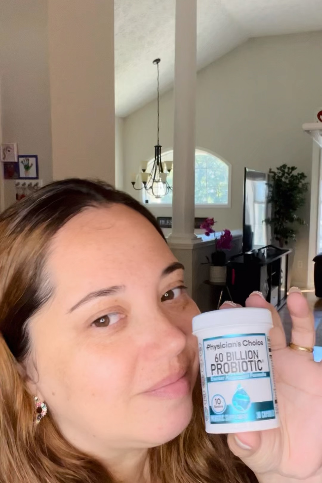 Amazon BEST SELLER. This is the best probiotic in the market!! It really works in your gut which will lead to many other improvements in your overall health, like skin, mood, etcc

#LTKVideo