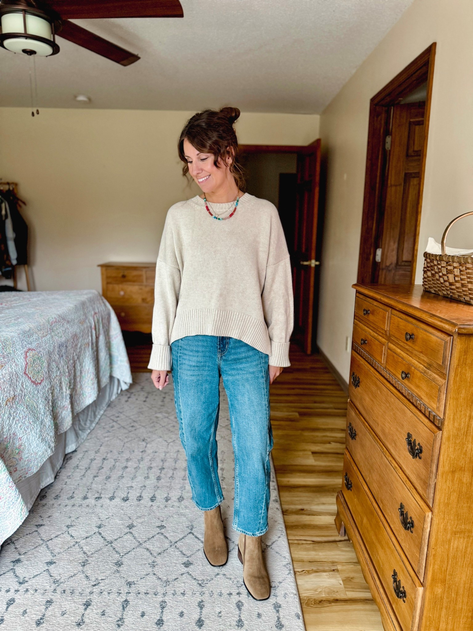 Wearing size small in my sweater, 0 short in my barrel jeans, and 6 1/2 in my boots ( I also linked similar more affordable boots). My necklace is from Sela designs, and I also linked some similar ones.



#LTKSeasonal #LTKPetite #LTKShoeCrush