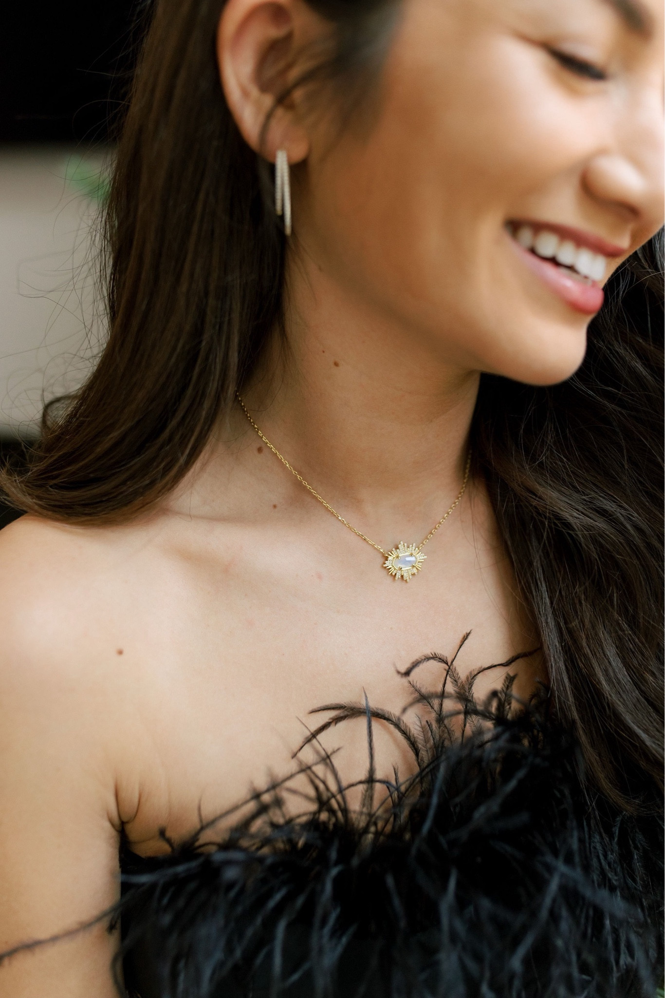 Kendra Scott has the best jewelry for styling during the holidays. I’ll be wearing this necklace for NYE!✨ It’s on sale right now for $54!!

#LTKHoliday #LTKfindsunder100 #LTKstyletip