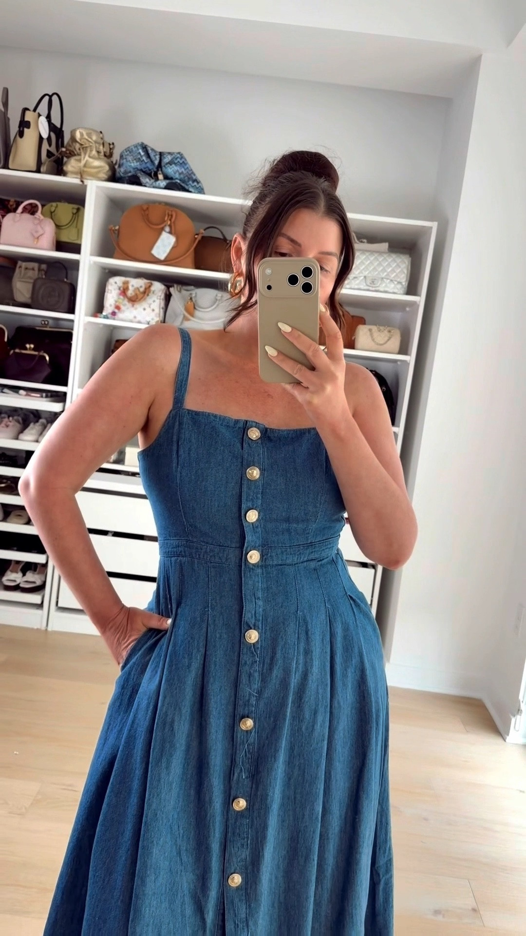 5 Summer dresses from @express that will keep you cool and chic in the heat. #expresspartner #dresstoexpress