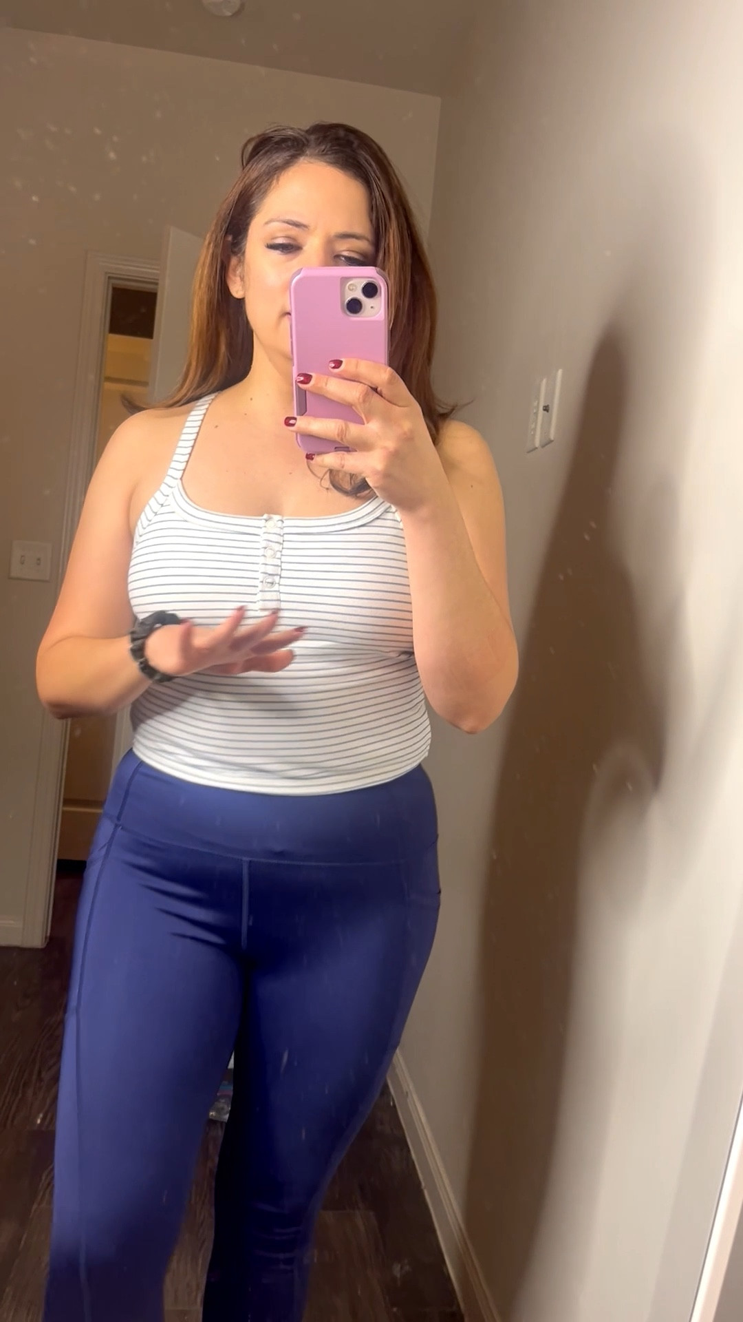 Target finds affordable finds workout top active top size medium 
I’m 5’2, 145 pounds 