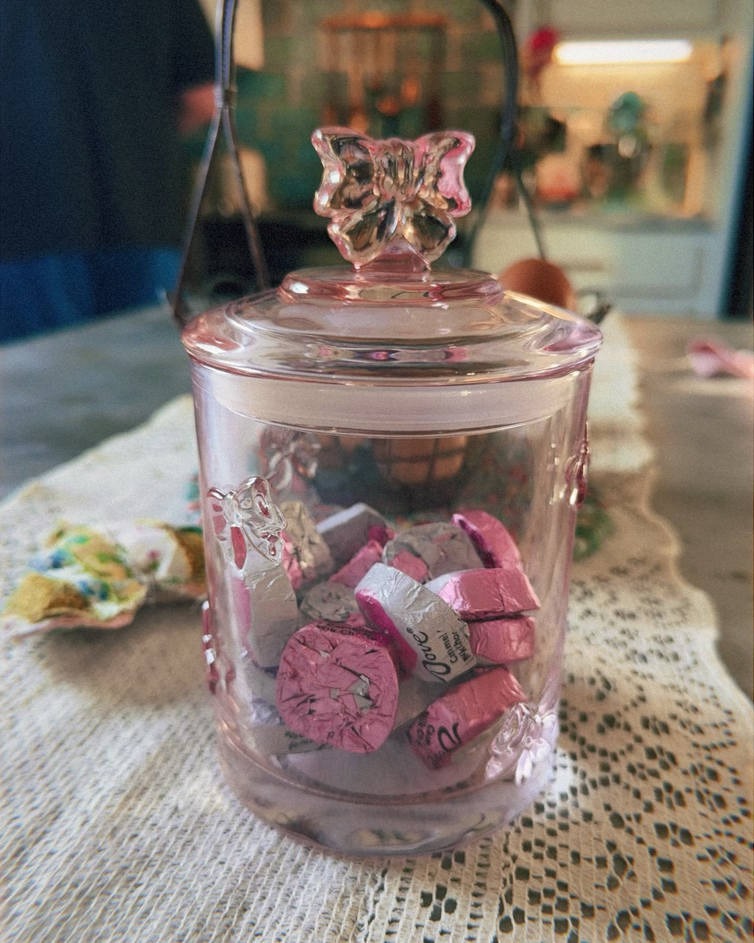 The cutest little candy jar for Valentine’s Day  

#LTKSeasonal #LTKHome
