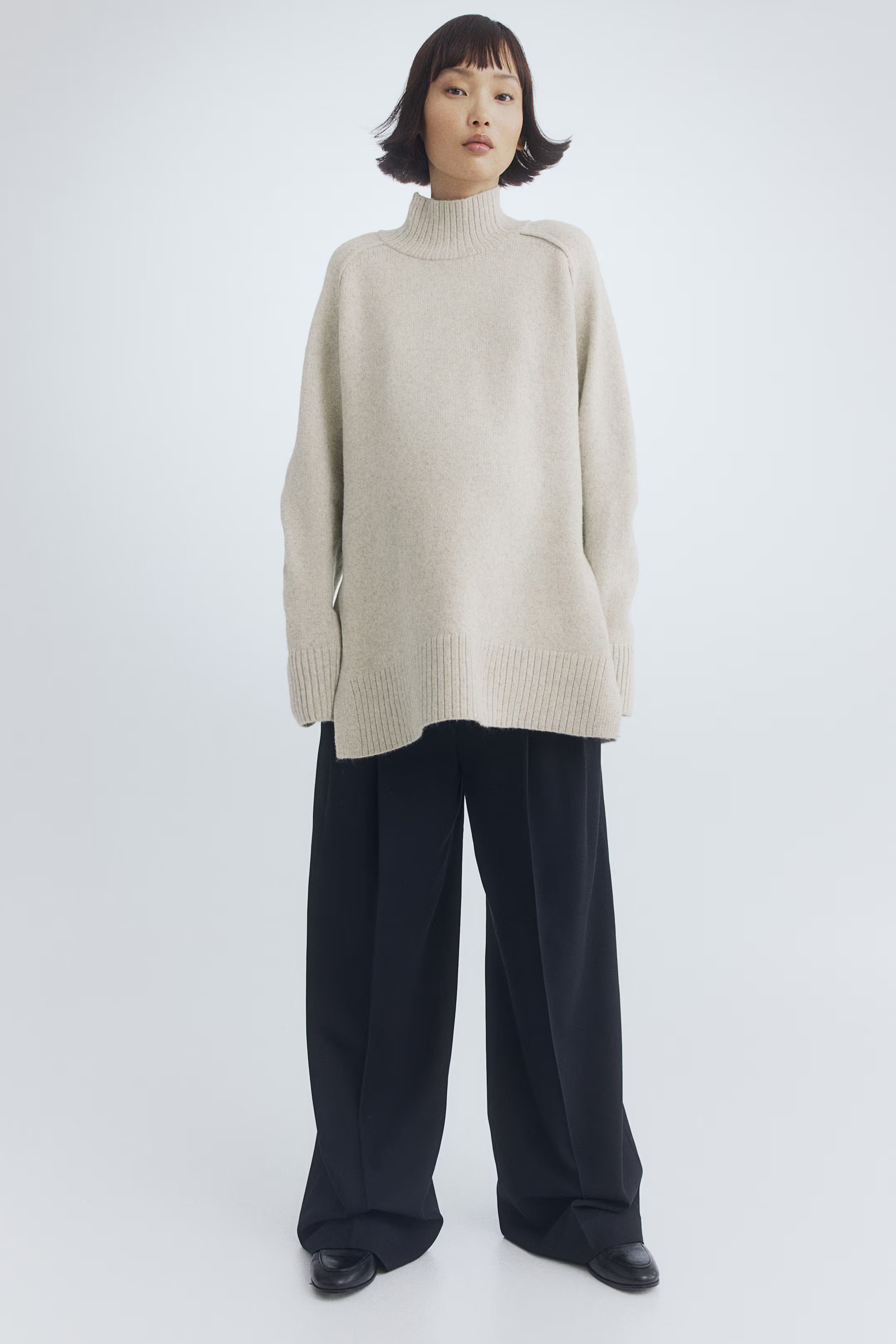 MAMA Mock Turtleneck Sweater - Light taupe - Ladies | H&M US | H&M (US + CA)