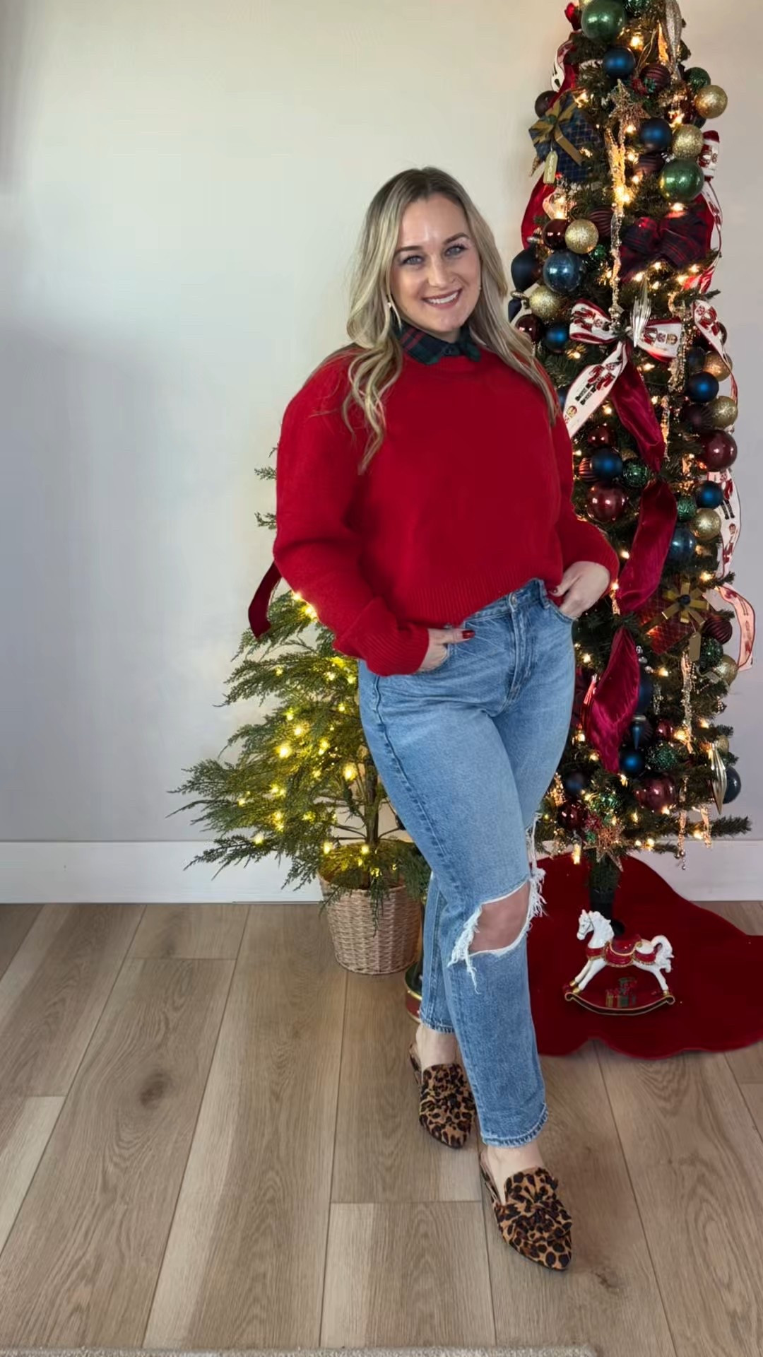 Day 16 of 25 🎄🖤
Classic Christmas with a twist. A cozy red sweater layered with a plaid collar, finished off with a pop of leopard print and comfy flats.

Proof that holiday style can be timeless and a little bold. ❤️
Who else loves mixing prints during the holidays?

#Day16Of25 #ChristensenChristmas #HolidayStyle #ClassicWithATwist #PlaidAndLeopard #ChristmasOOTD #FestiveFashion


#LTKgrwm #LTKHoliday #LTKootd