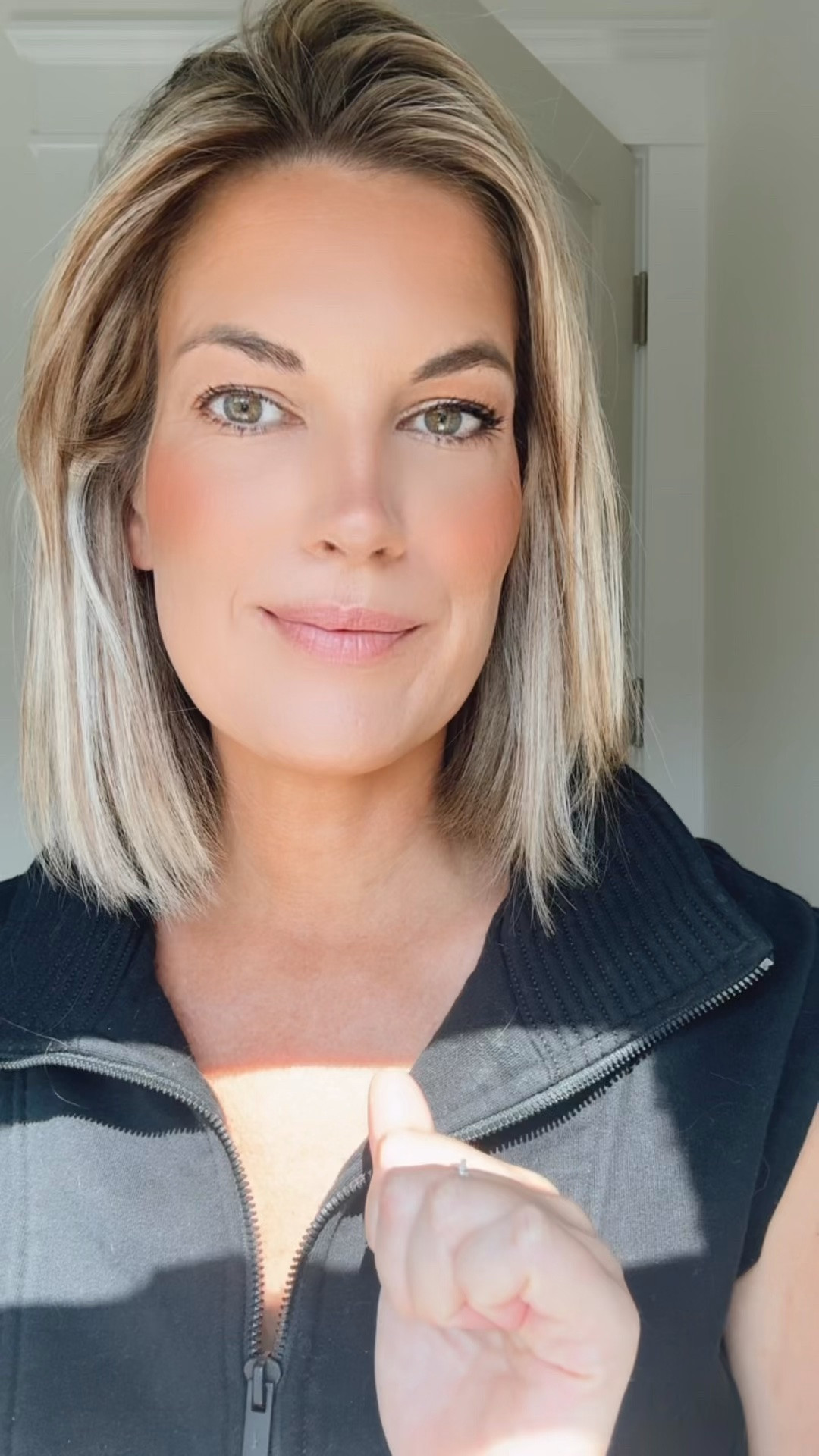 Hooded eyelids? I love these shadow sticks!  Not all are created equal. Some don’t stay put. Others don’t blend well.  This is the combo I am using for LTKcon. You can grab them all at @ulta 

On the lid - ghosted (disparition must be ghosted in another language 😂🫣)

Over the hood - cashmere sculpt (not cashew 😝)

In the corner - desert sculpt 

#sponsored

#LTKgrwm #LTKOver40 #LTKBeauty