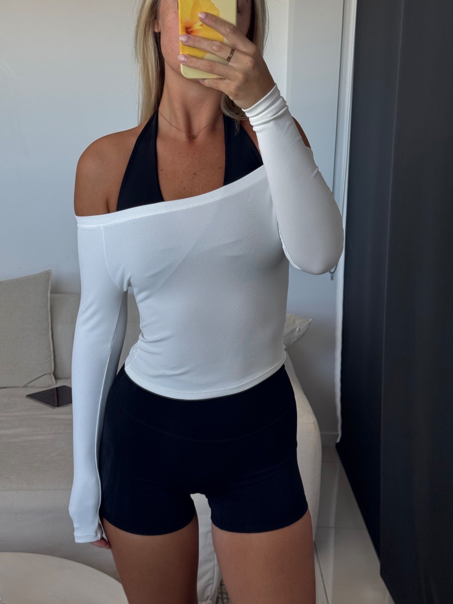 Top is velocity but linked similar 

#LTKautumn #LTKaustralia