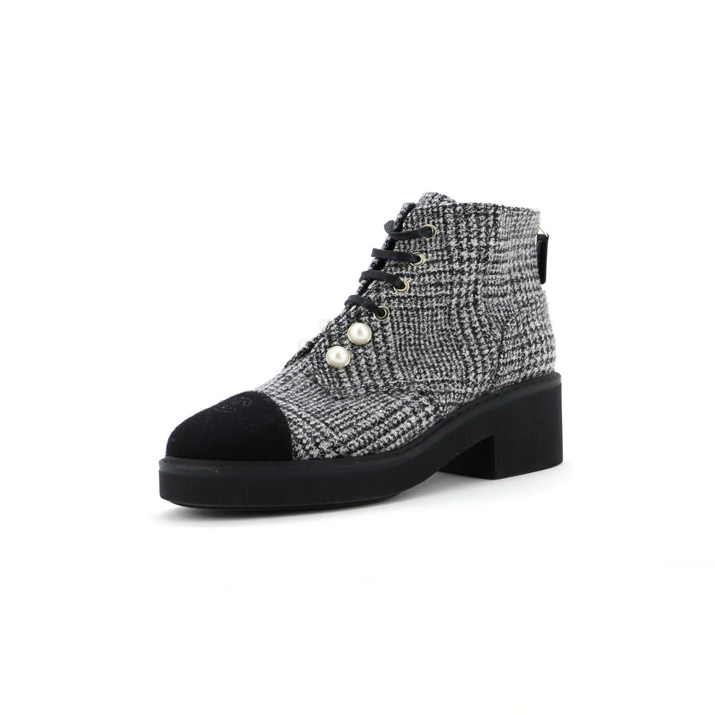 Women's Cap Toe Combat Boots Tweed | Rebag