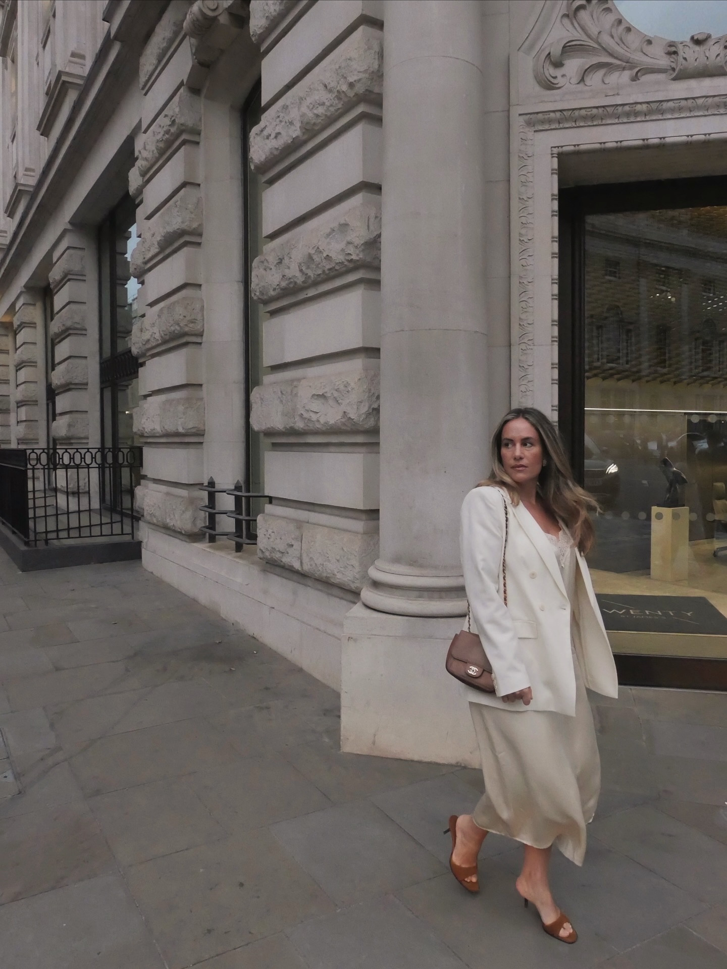 A completely perfect recent evening of diamonds + champagne, courtesy of Hancocks Jewellers & Berry Bros Wine Merchants, orchestrated by the best in the business — The Wedding Edition. The only problem is that now I need a tiara and a padparadscha in my life 💎🥂✨

#LTKluxury #LTKautumn #LTKuk