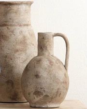 HAZELNUT PITCHER | Off-White Palette