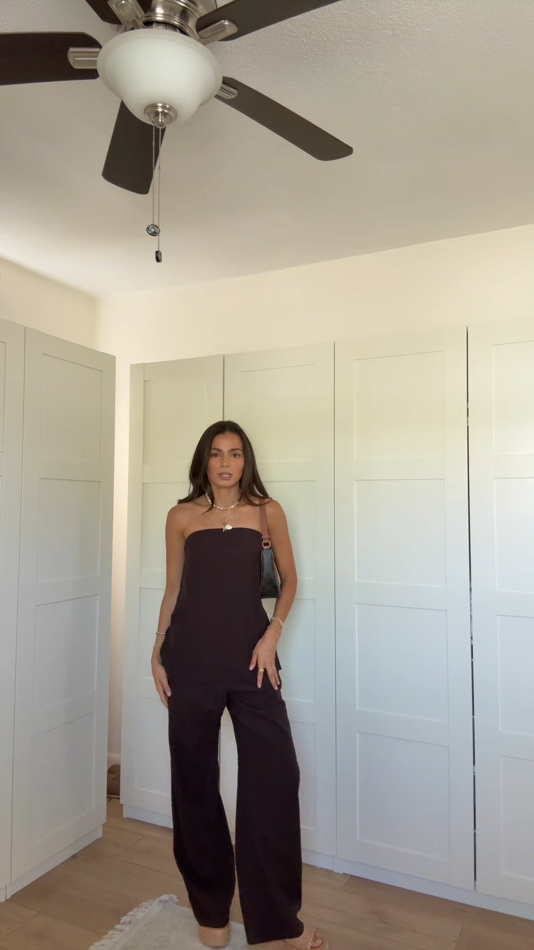 I got so many compliments wearing this Gap linen set! It’s so cute and so easy to throw on for summer. I also ordered these pants in white. I’m wearing size xs top & small pants in this video. I also ordered these white in an xs for less of an oversized look !

#LTKgrwm #LTKootd #LTKdayinmylife
