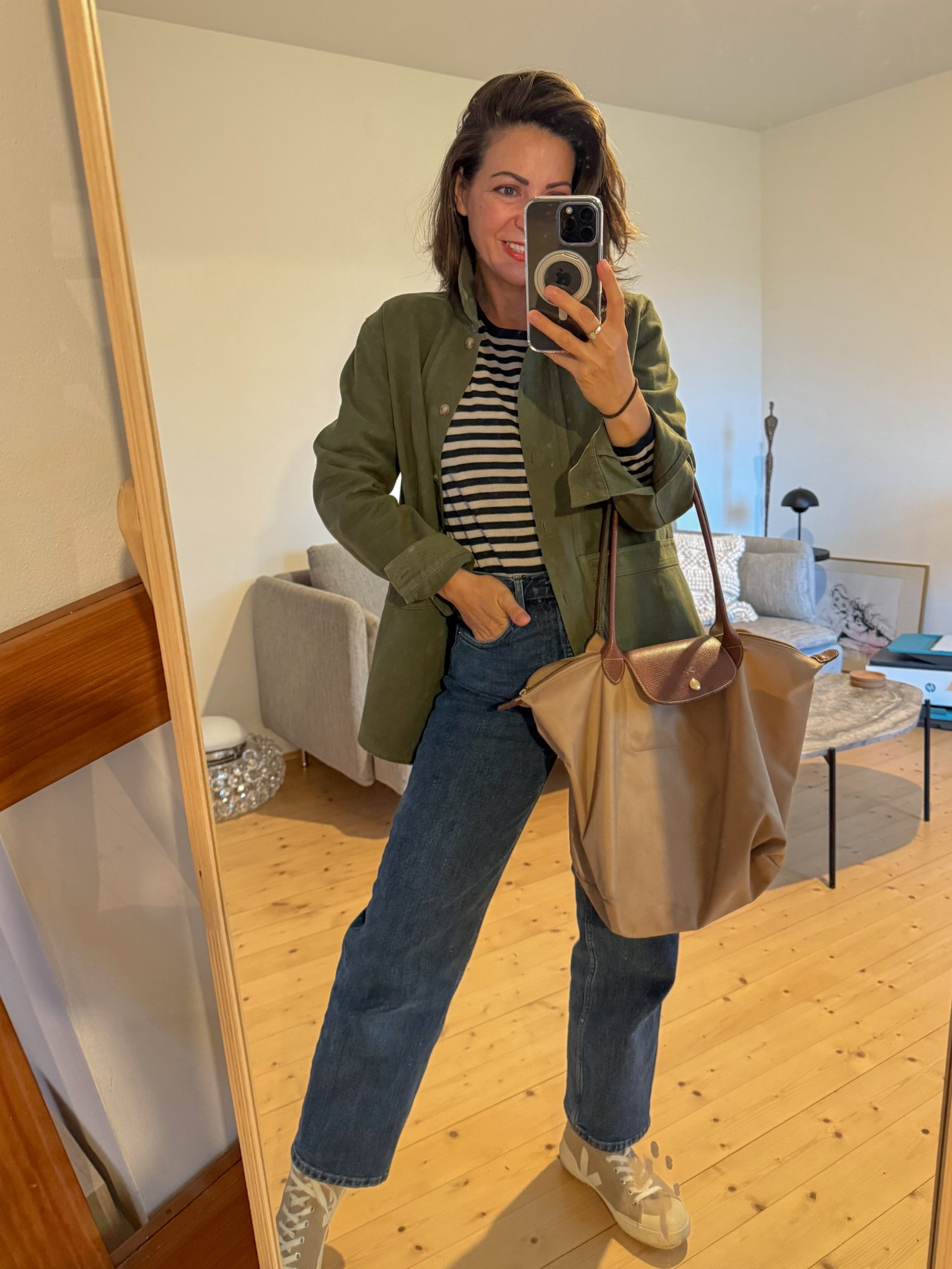  Rainy Sunday look.

Jeans: Way- High jean Everlane (one of my most worn jeans, love the fit and they’re perfect for petites in the 27.5” length -  currently 25% off)  
Jacket: Will Jacket Sézane (best layer for fhese in between days with cooler temperatures)
Bag: Longchamp Le pliage (have it for years as an easy and lightweight bag for everyday life)
Top: Silk top, bought at NaNin Vintage (they always have such beautiful curated pieces)
Shoes: Veja

#LTKeurope #LTKpetite #LTKjeans