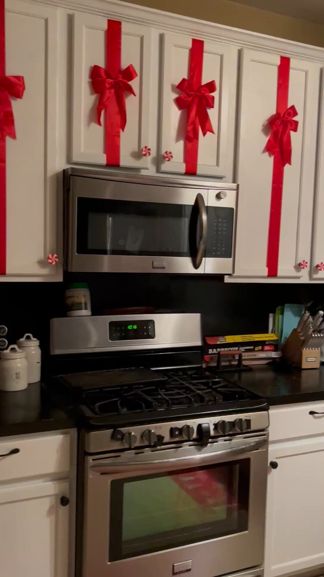 Festive Christmas kitchen decor 

#LTKCyberWeek #LTKSeasonal #LTKHoliday