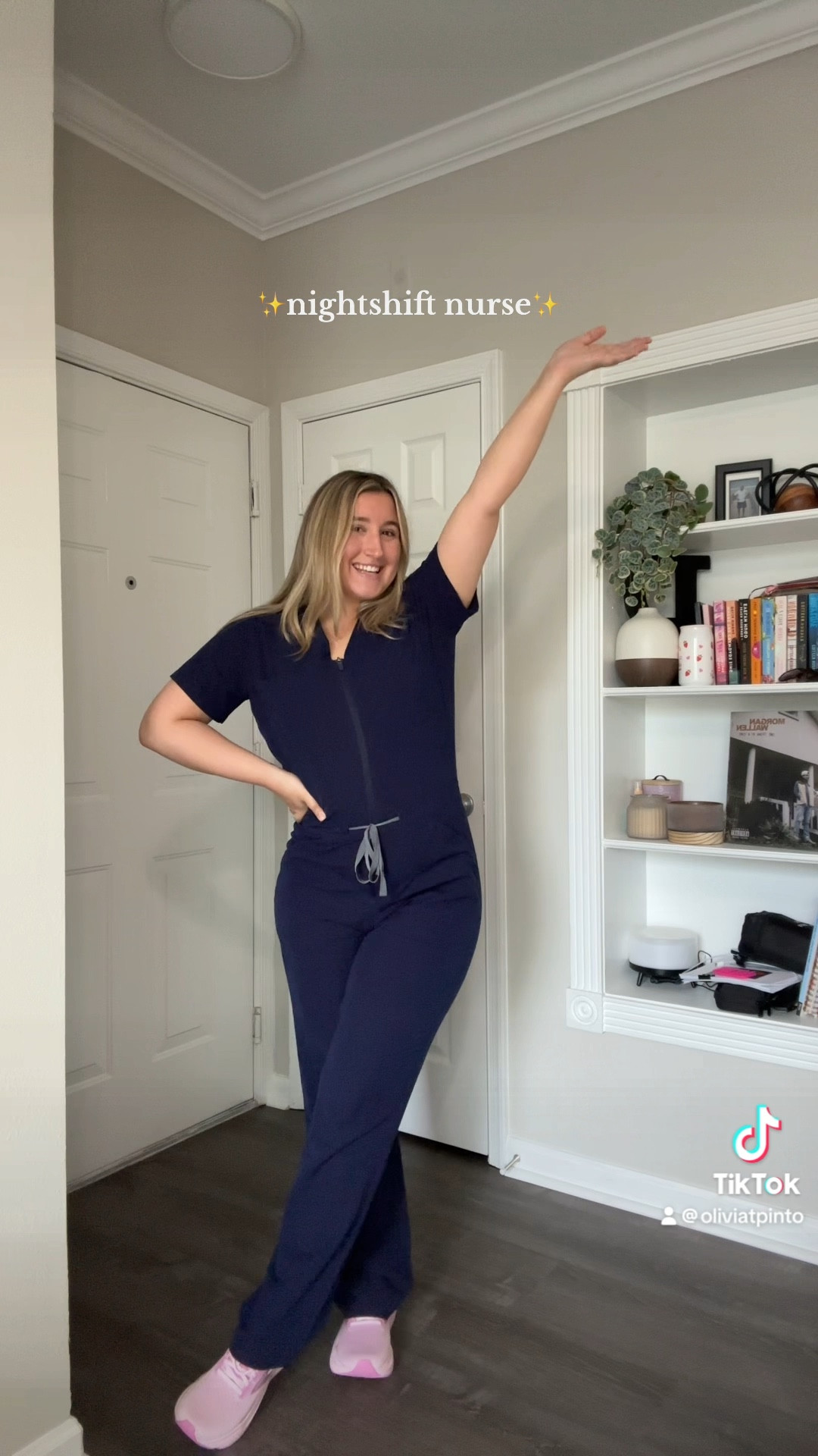 Scrubs of the day!

#LTKVideo #LTKMidsize #LTKStyleTip