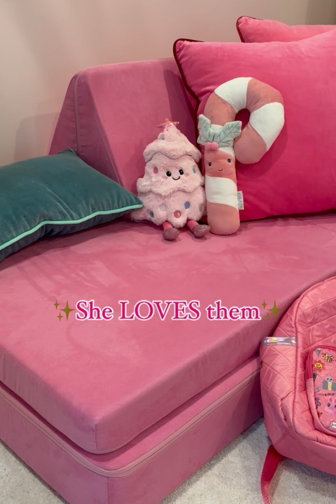 Pink and festive vibes for my 5 year old
They’re so cute and double as stuffed animals which make the perfect Christmas decor for little kids💖

✨Comment shop✨

#girlsroom #pinkroom #pinkchristmas #girlschristmasdecor #kidschristmasdecor #kidschristmas #holidaydecor #christmasdecor #pinkchristmasdecor