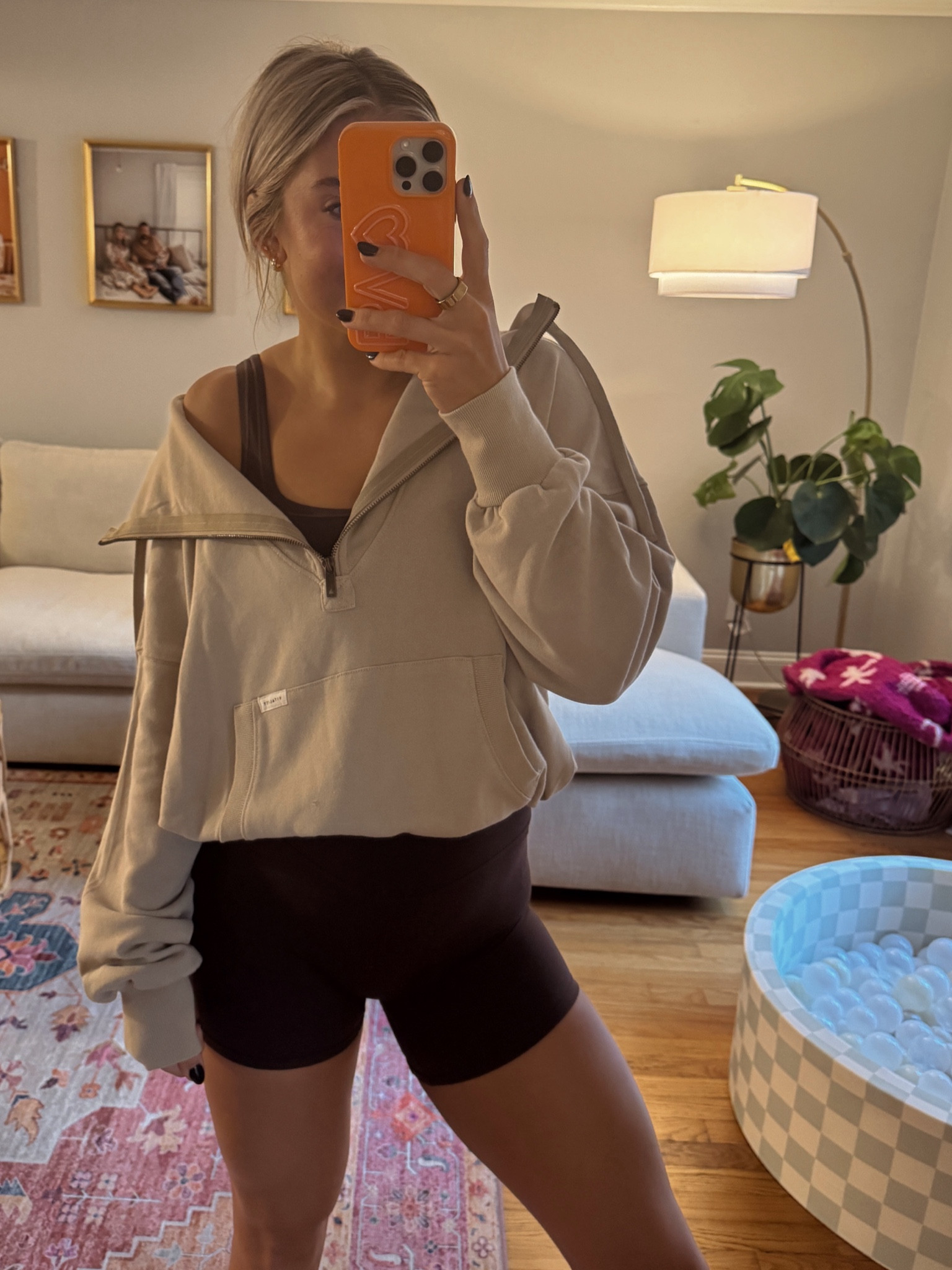 fall workout fit! obsessed with this hoodie. i got the medium but probably could have done the small. small in the workout set! 

#LTKFindsUnder100 #LTKFitness