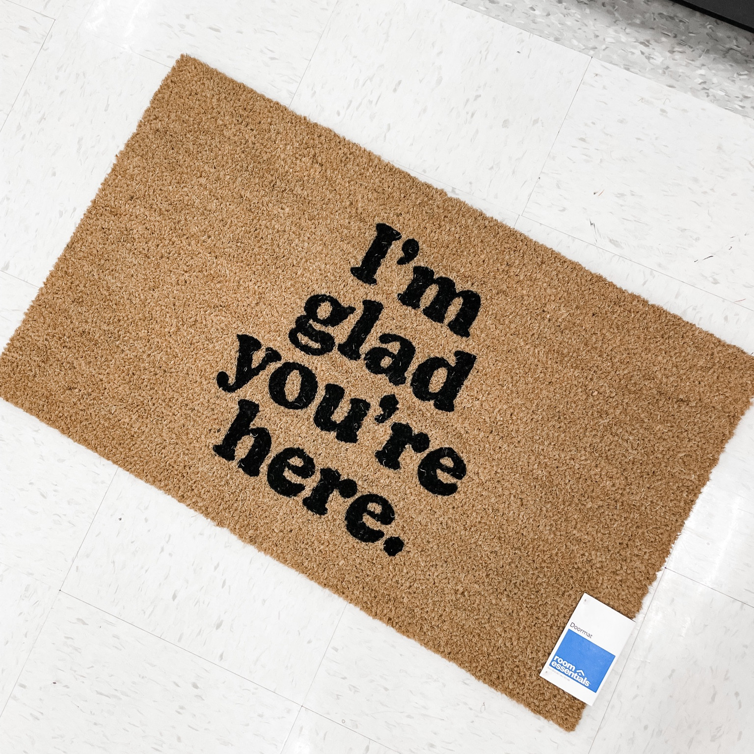 so glad you are here✨✨
•
•
Loving this new door mat from room essentials! How perfect for a front door or a classroom! 
•
•
#target #targetstyle 

#LTKhome #LTKSeasonal #LTKstyletip