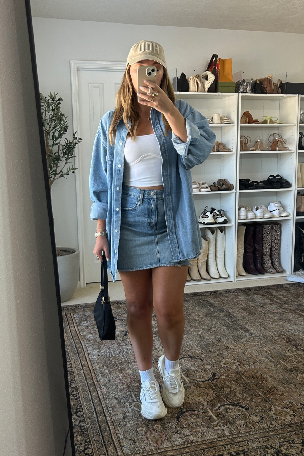 OOTN for the Astros game! Shirt is old but linking it + similar, skirt size 6 fits PERFECT 


baseball game outfit, denim outfit, casual outfit. 

#LTKFind #LTKunder50 #LTKstyletip