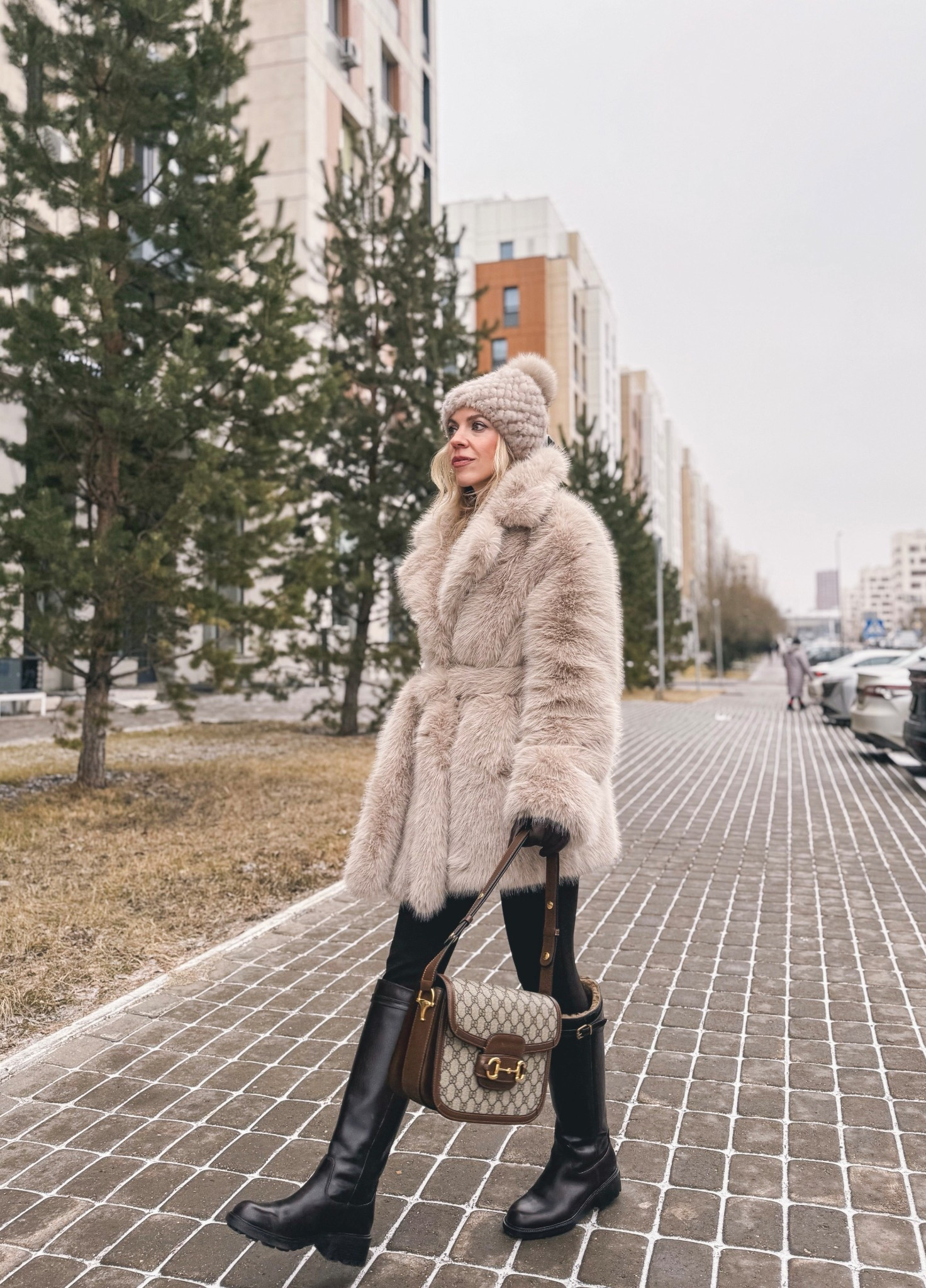 Cozy winter outfit, beige fur coat, Zara chocolate brown leggings, Zara snow boots, brown lug sole riding boots 

#LTKFindsUnder50 #LTKHoliday #LTKSeasonal