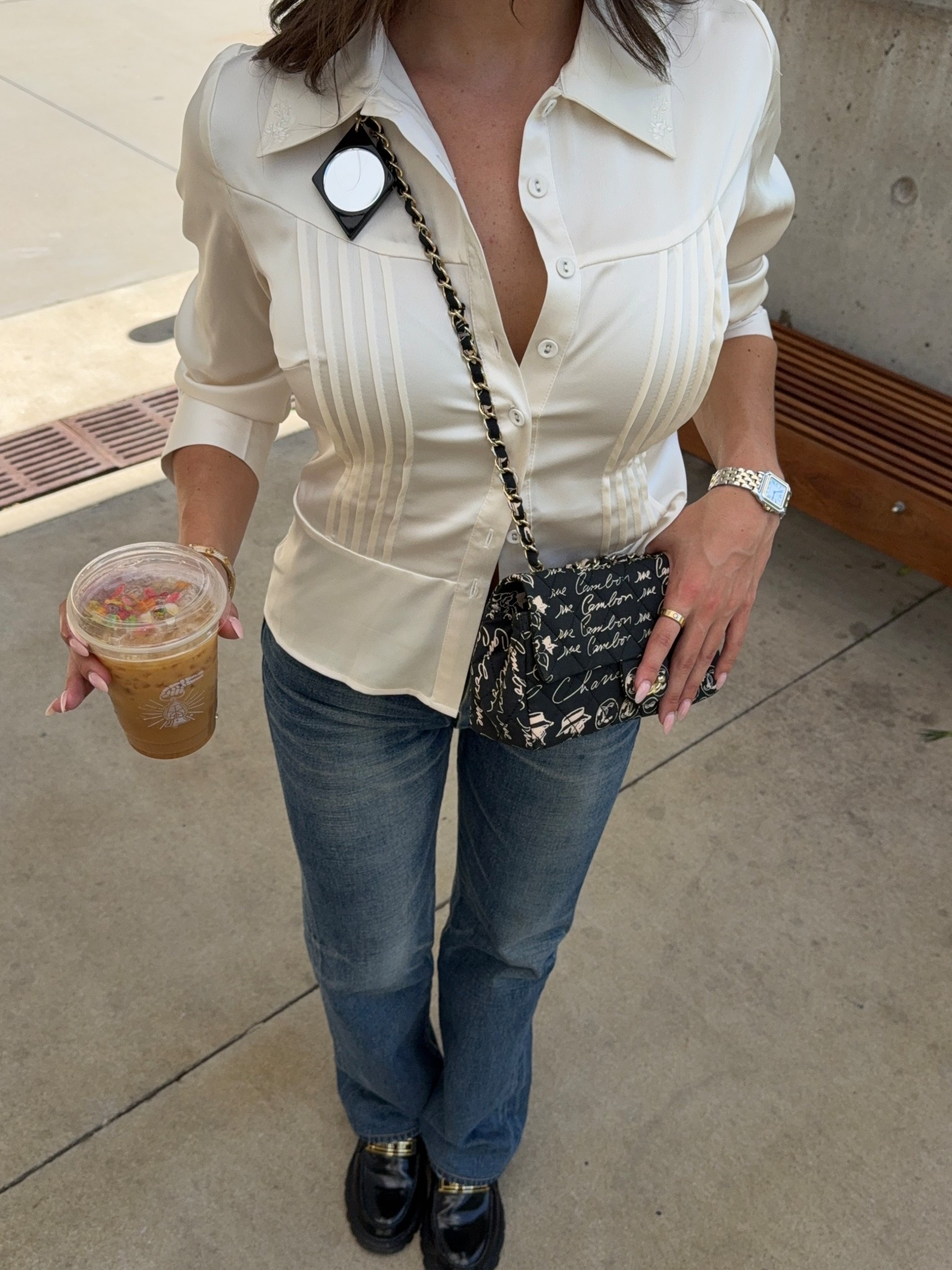 perfect staple white button up! obsessed with this brand

#LTKootd #LTKStyleTip #LTKHoliday