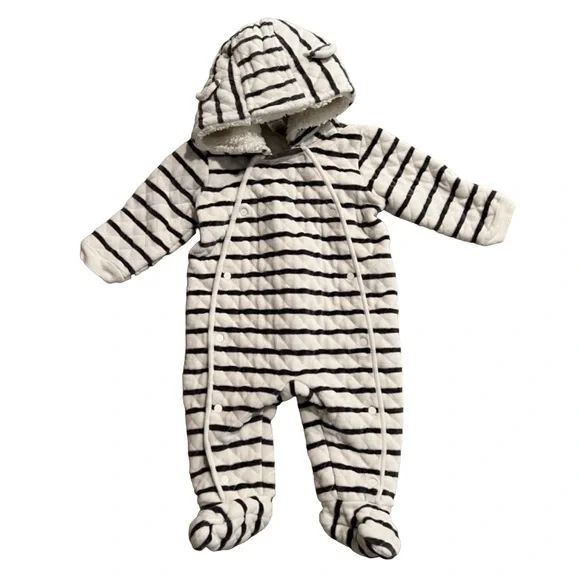 Nordstrom baby hooded bunting | Poshmark