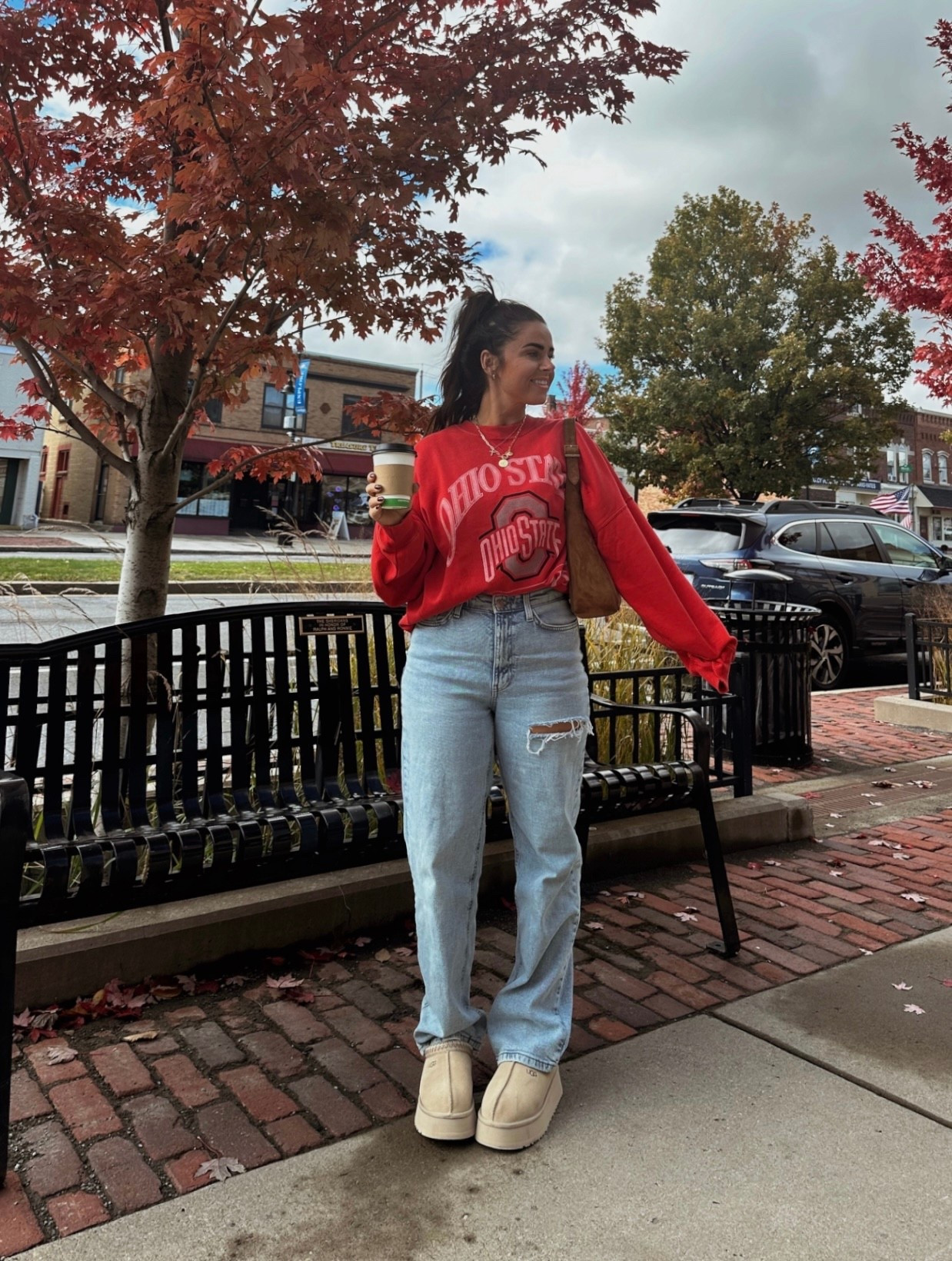 Cozy sweatshirts and comfy denim
Abercrombie
Fall outfits


#LTKSaleAlert #LTKSeasonal #LTKStyleTip