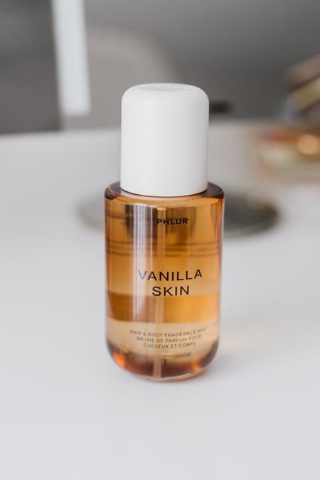 Phlur Vanilla Skin Body Mist is cozy blend of warm vanilla notes that soothes the senses and leaves you feeling effortlessly luxurious. perfume // fragrance // sephora // sephora haul // sephora // sephora finds // spring beauty#LTKbeauty #LTKfindsunder100