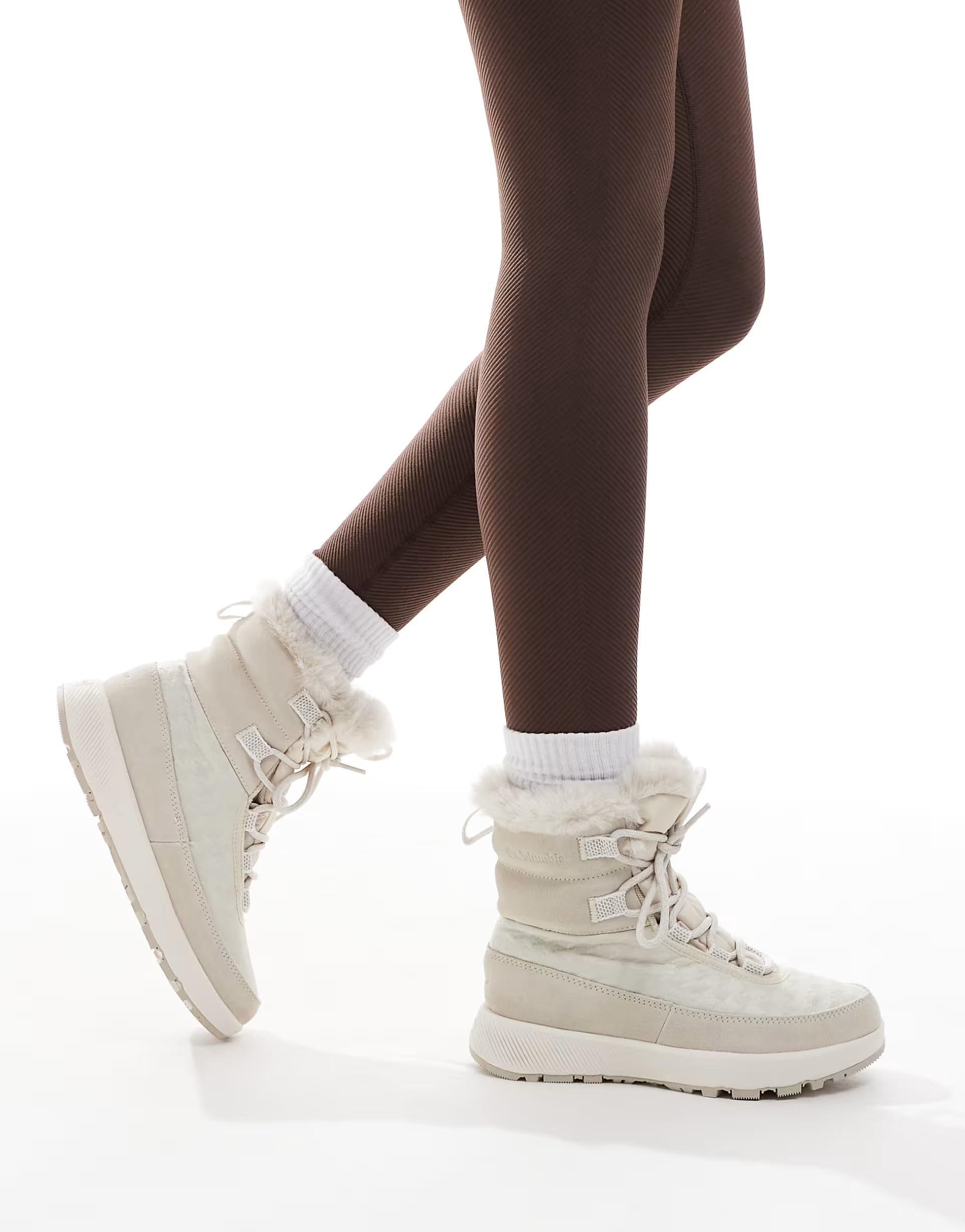 Columbia Slopeside Peak Luxe snow boots in dark stone and sea salt | ASOS (Global)