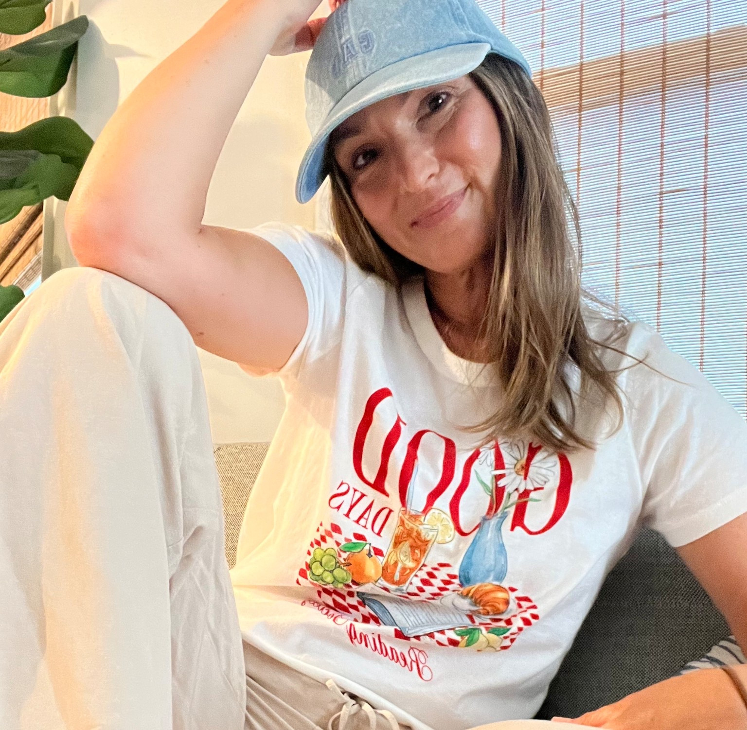 Obsessed with this under $10 #graphictee
Sale ends tomorrow! 

#LTKSaleAlert #LTKFindsUnder50 #LTKOver40