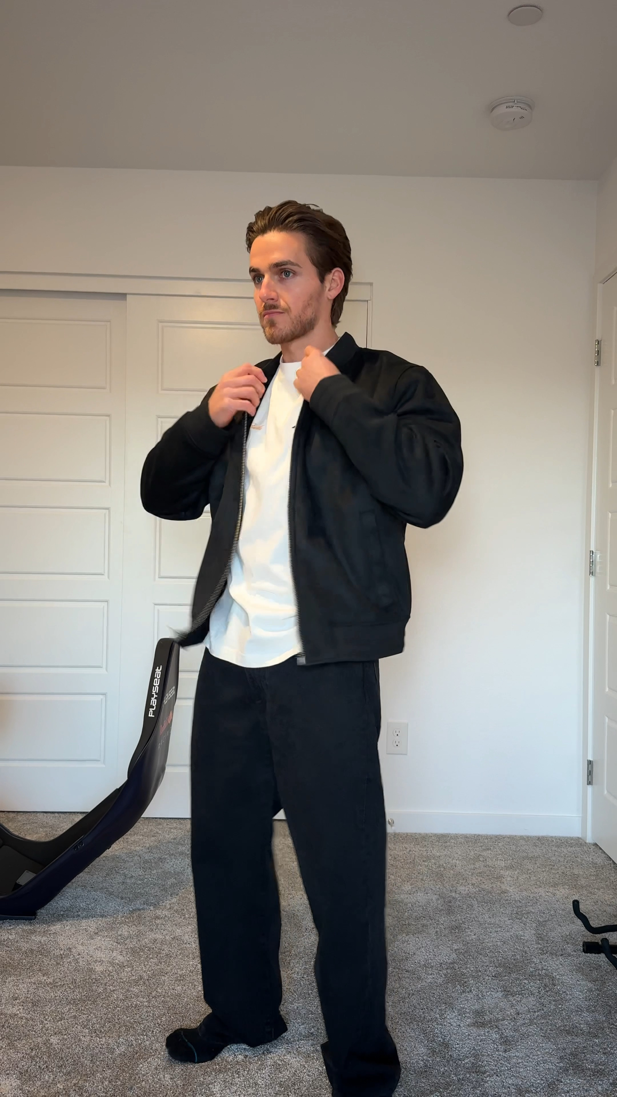 ootd for Formula 1🔥 Im 5’10 and my jeans are 32x32. Shirts and jacket are large🙌🏼 shoes run true to size  