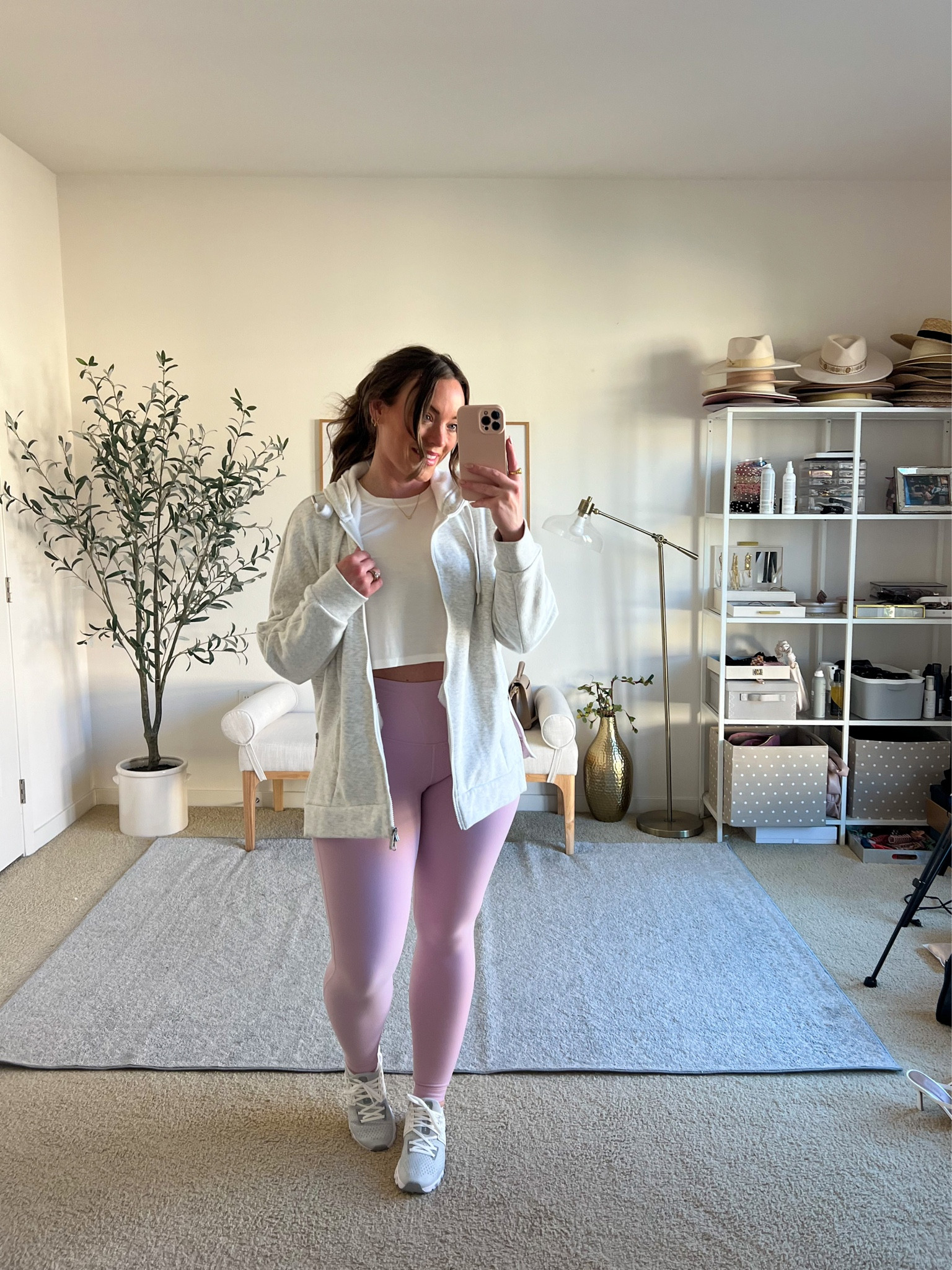 The comfiest little white tee✨
Leggings wise 4, tee medium, zip up medium

A pretty spring activewear outfit 💖

#LTKSpringSale #LTKfitness #LTKmidsize