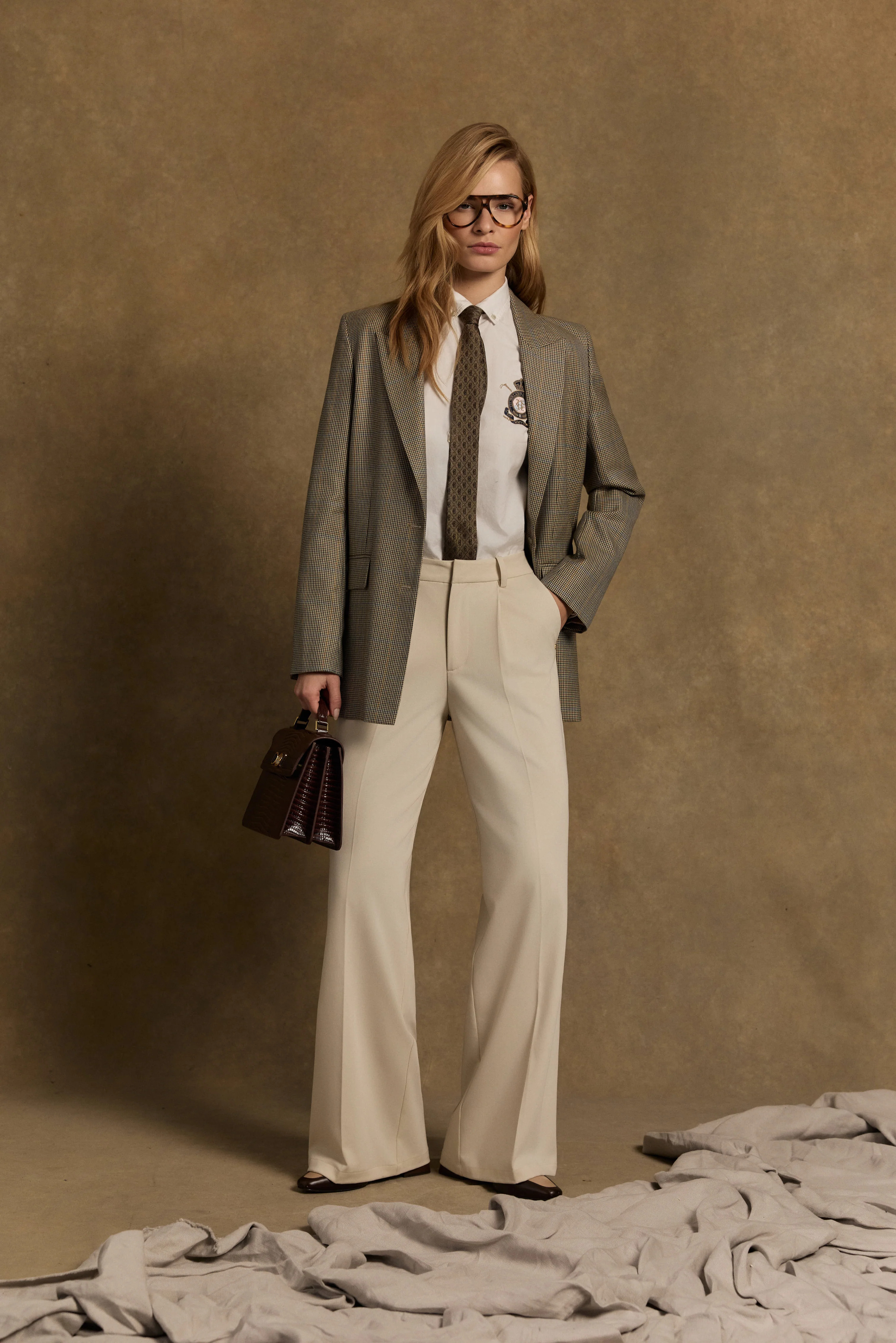 Pleated Wide Leg Trouser (Stone) | Holland Cooper