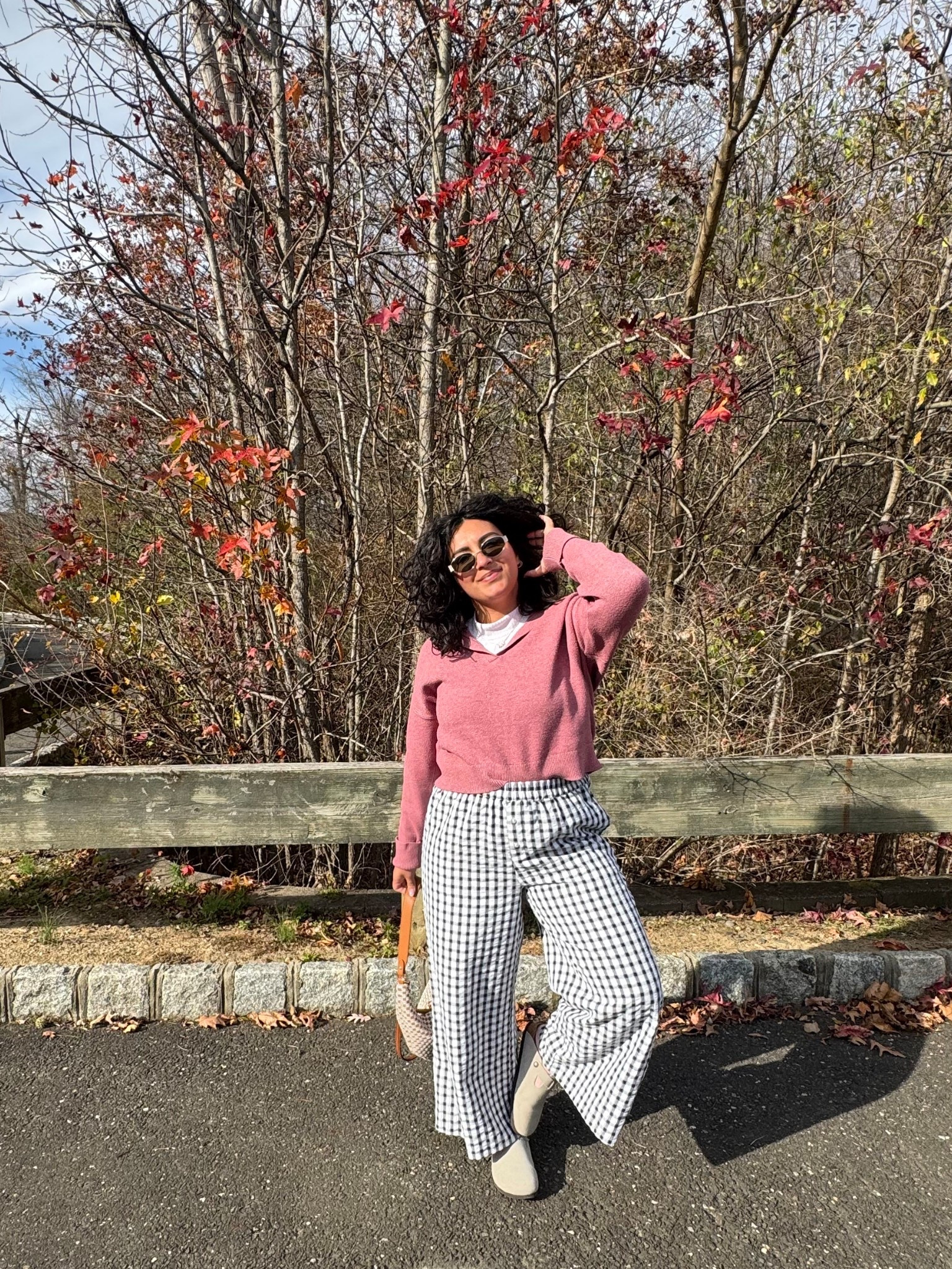 Sunglasses- Primark
Turtleneck, bag and pants - Tjmaxx / Marshall’s
Sweater- Target 
Clogs- Amazon 

#LTKFindsUnder50 #LTKSeasonal