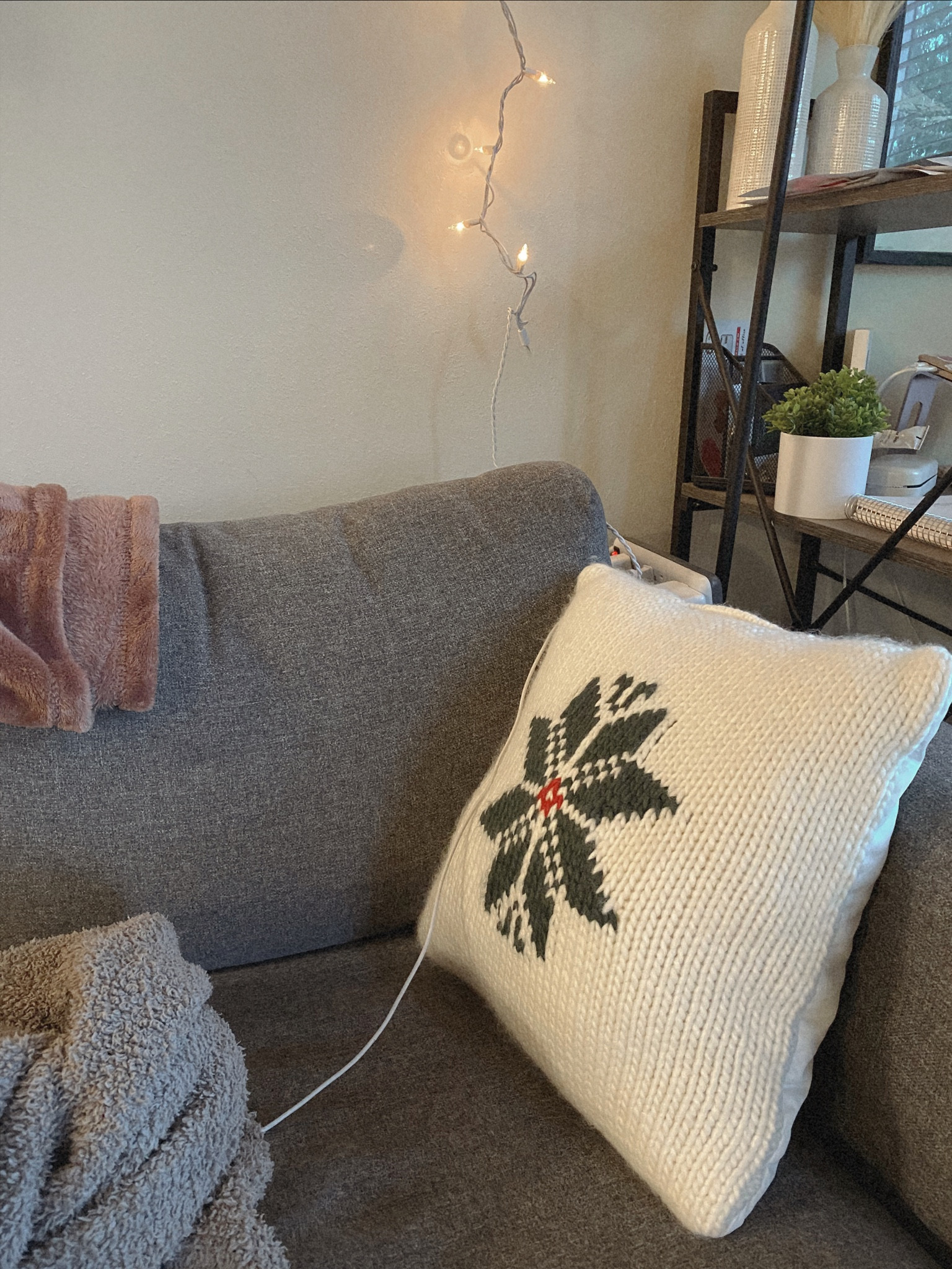 Target Christmas finds // snowflake knit throw pillow under $20 

#LTKSeasonal #LTKhome #LTKsalealert